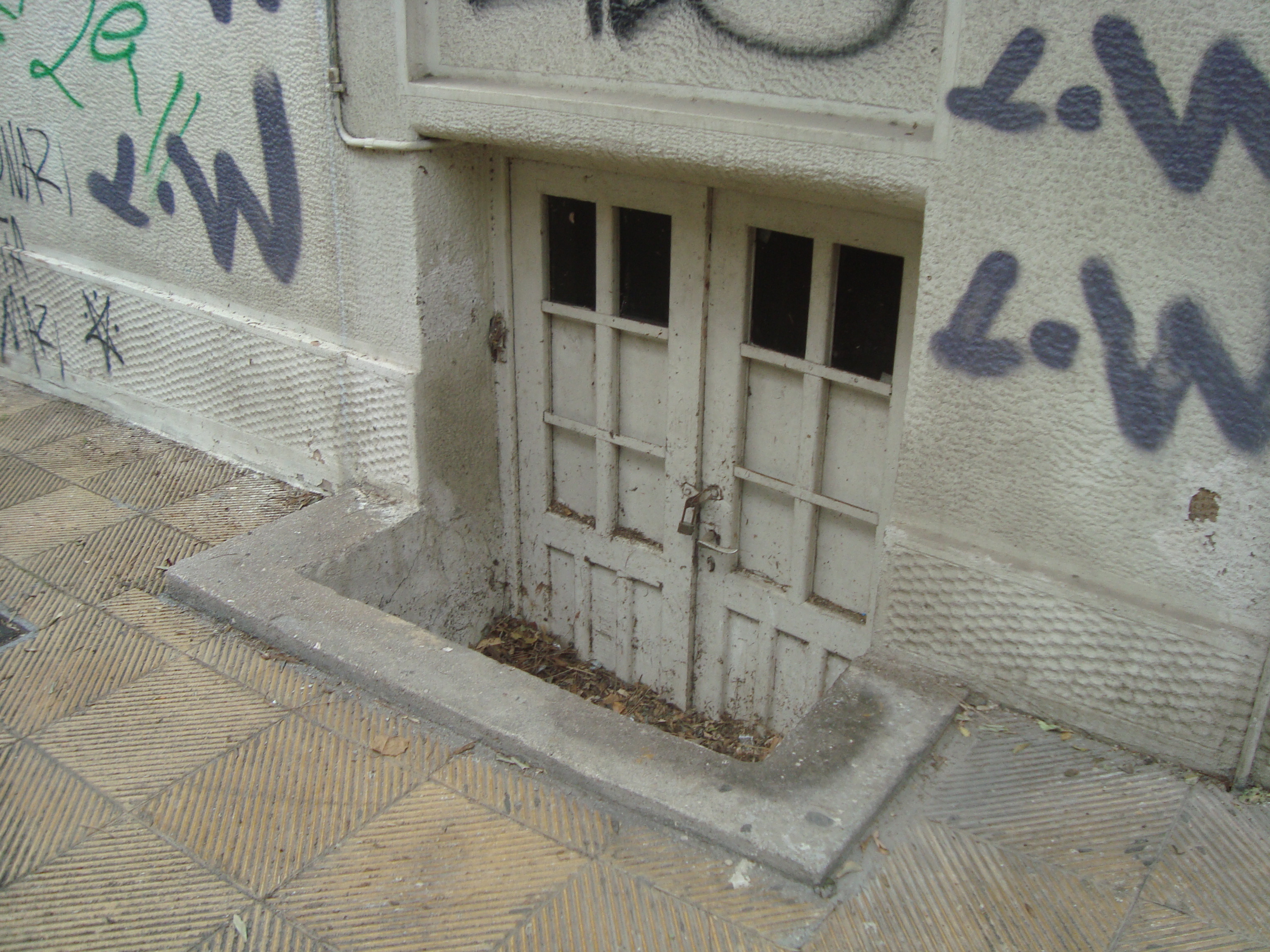 Γενική εισόδου υπογείου
