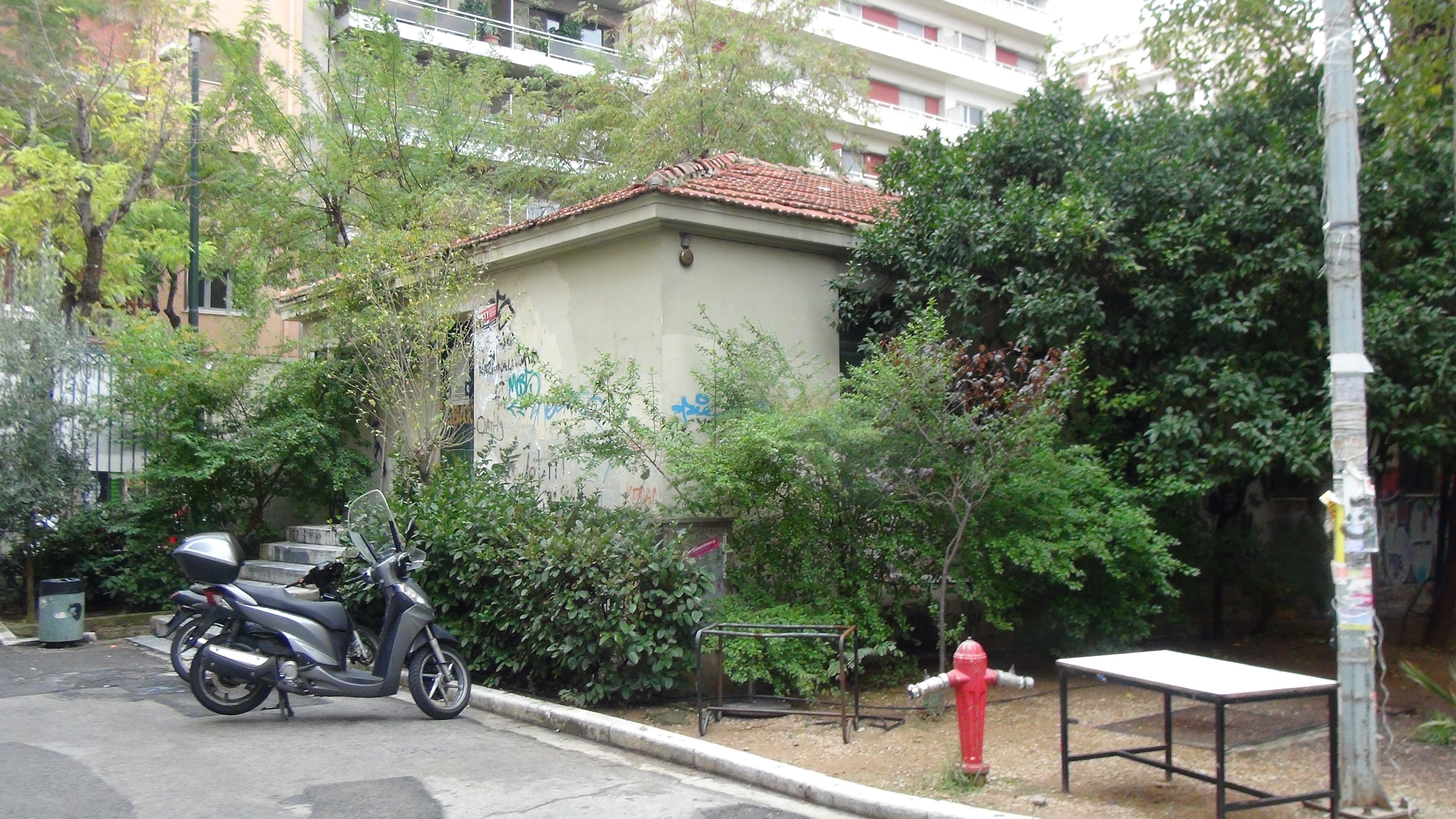 Λεπτομέρεια κτηρίου (2014)
