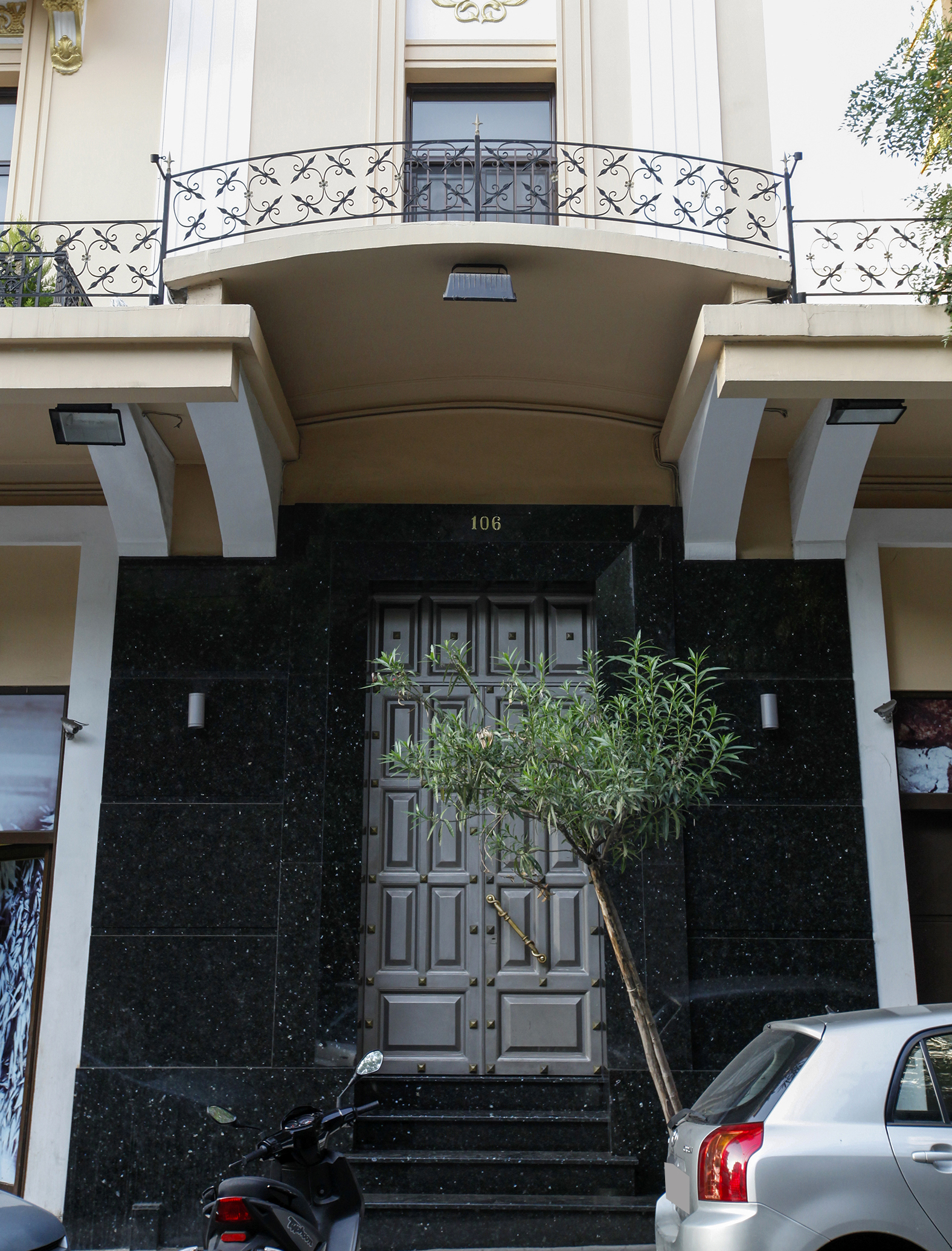 View of the eccentric entrance