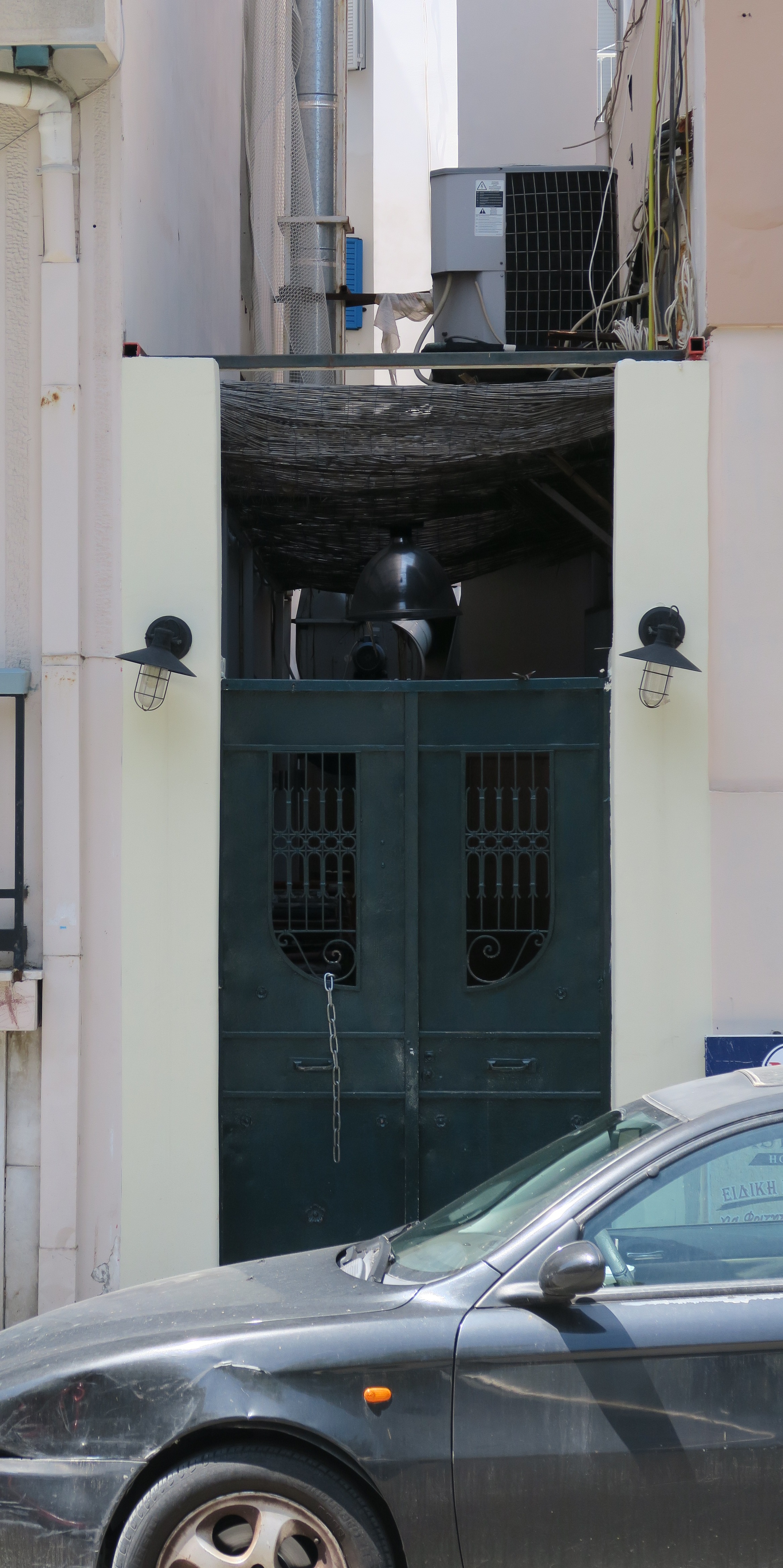 Γενική αυλόθυρας