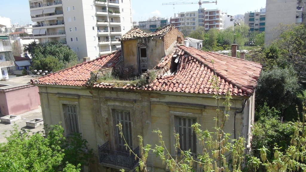 General view of the roof  (2013)