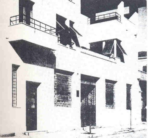 Εικ.20 Οικία Παπαευαγγέλου, οδός Μιχαήλ Βόδα, αρχ. Άγγελος Σιάγας, 1931, κατεδαφισμένη. Πηγή: Νικ. Θ. Χολέβας, Ο Αρχιτέκτων Άγγελος Σιάγας, σ.41.