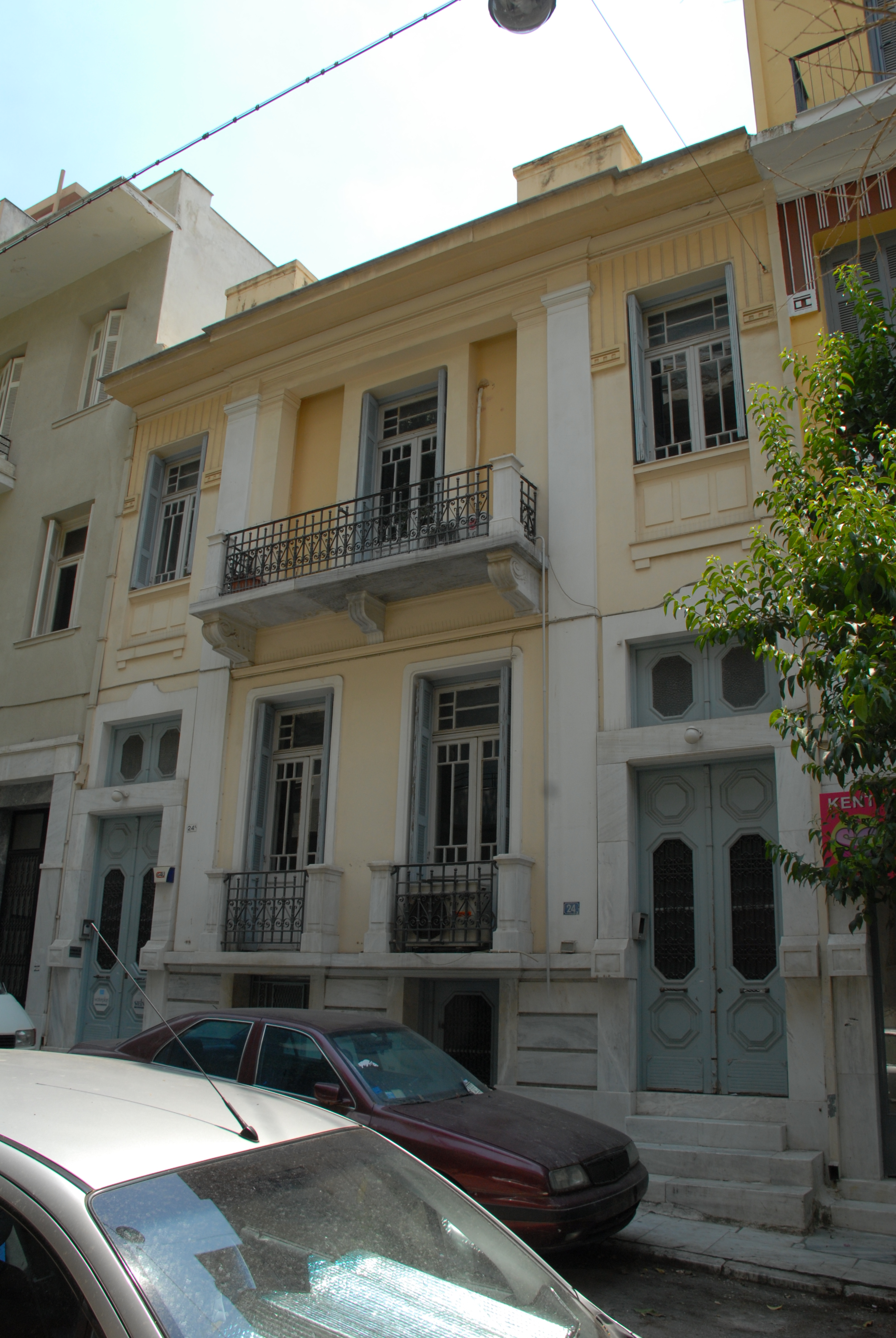 View of the main façade (2013)