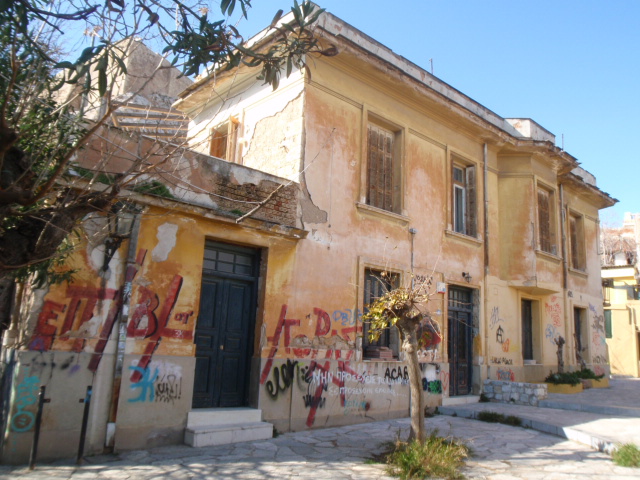 General view on Epimenidou street