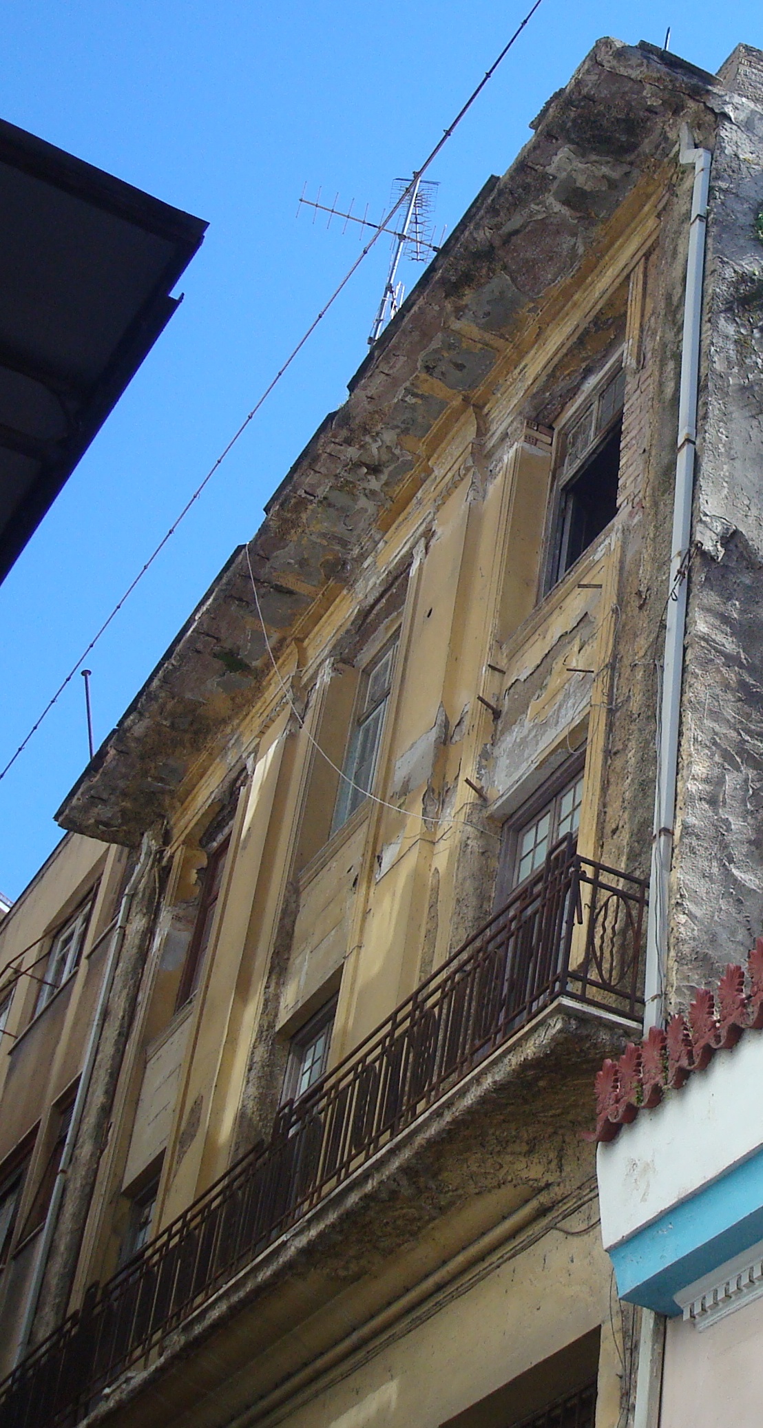 Λεπτομέρεια κύριας όψης