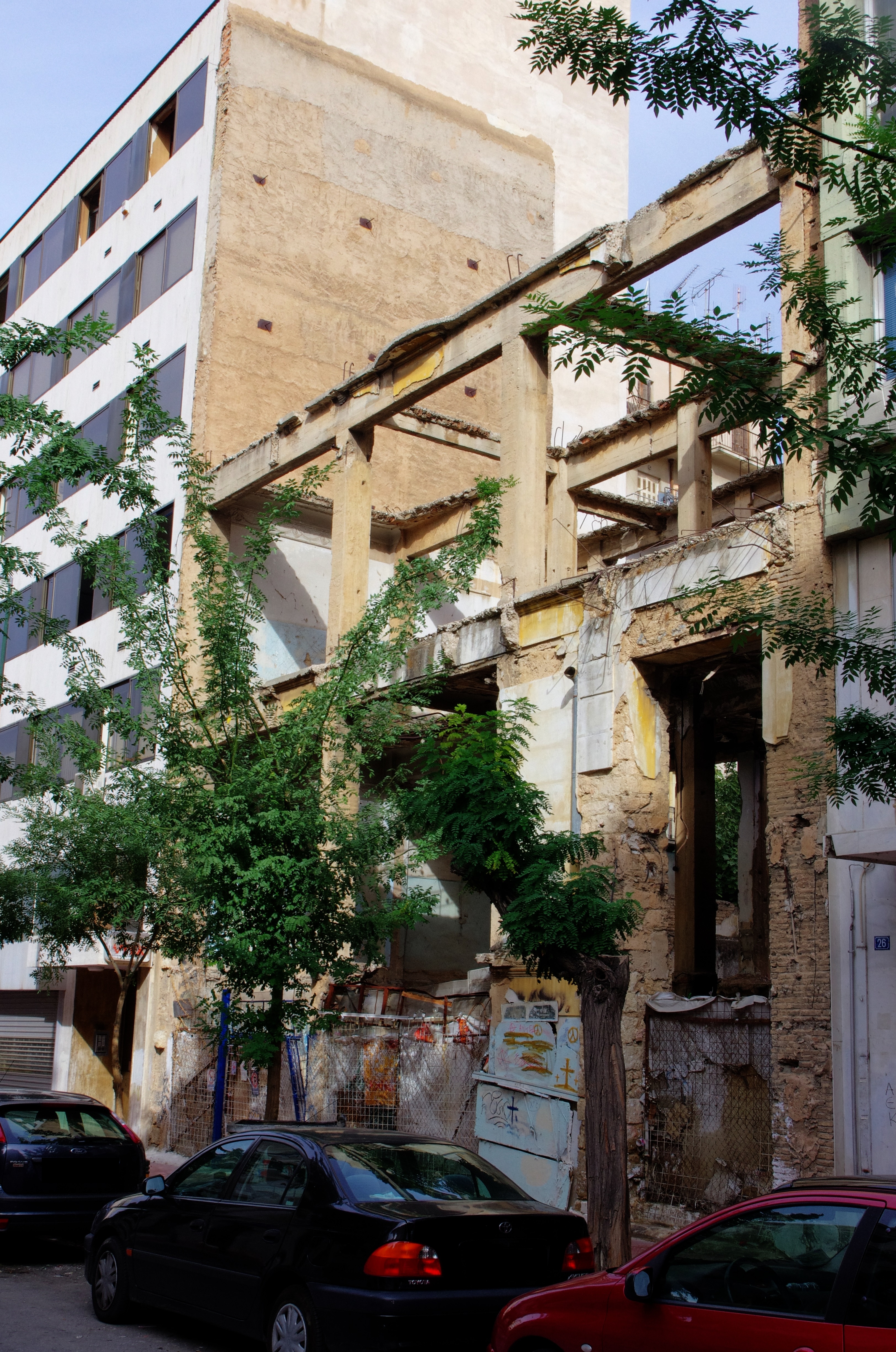 General view of the building (2014)
