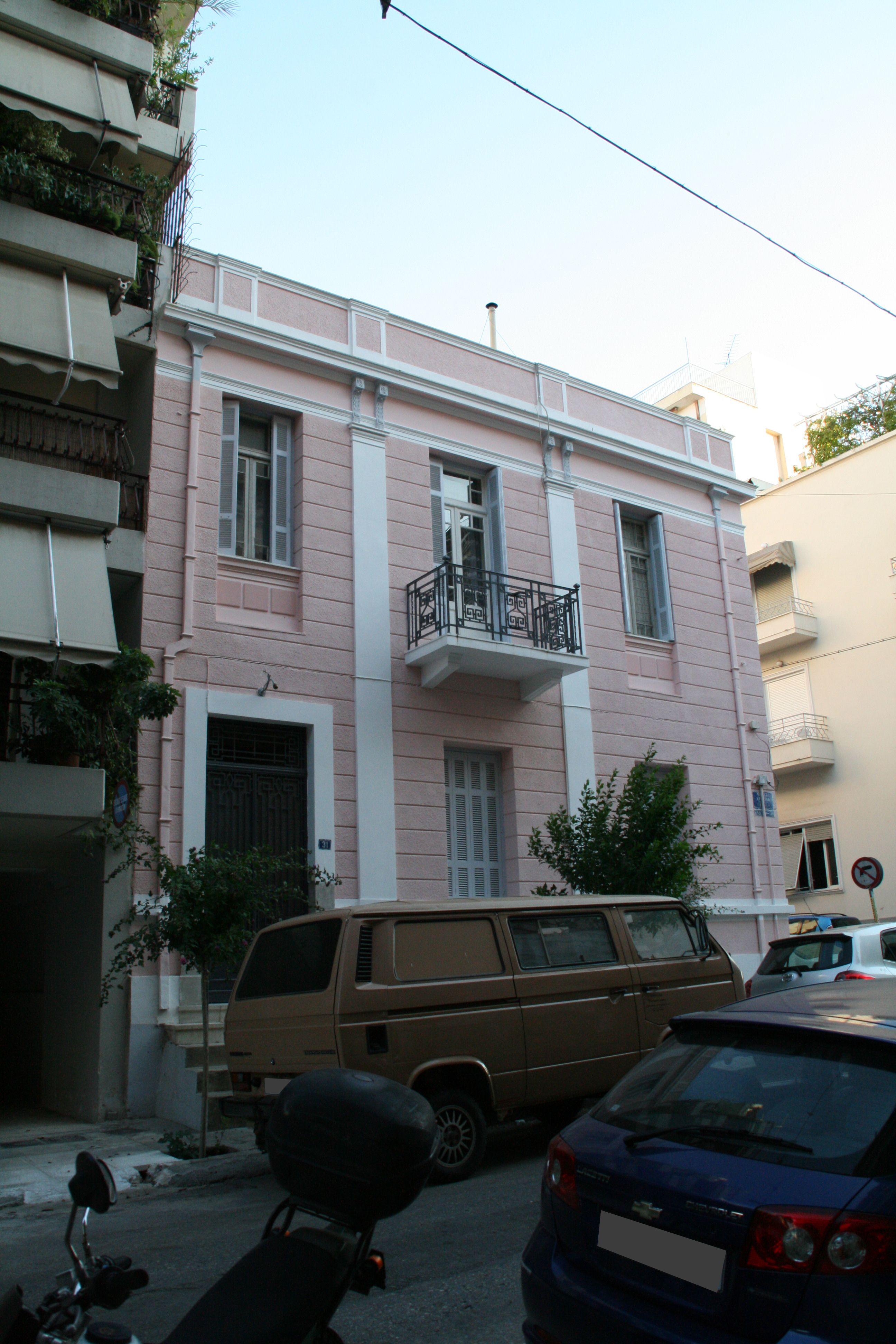 General view of the facade on Krisila street (2014)