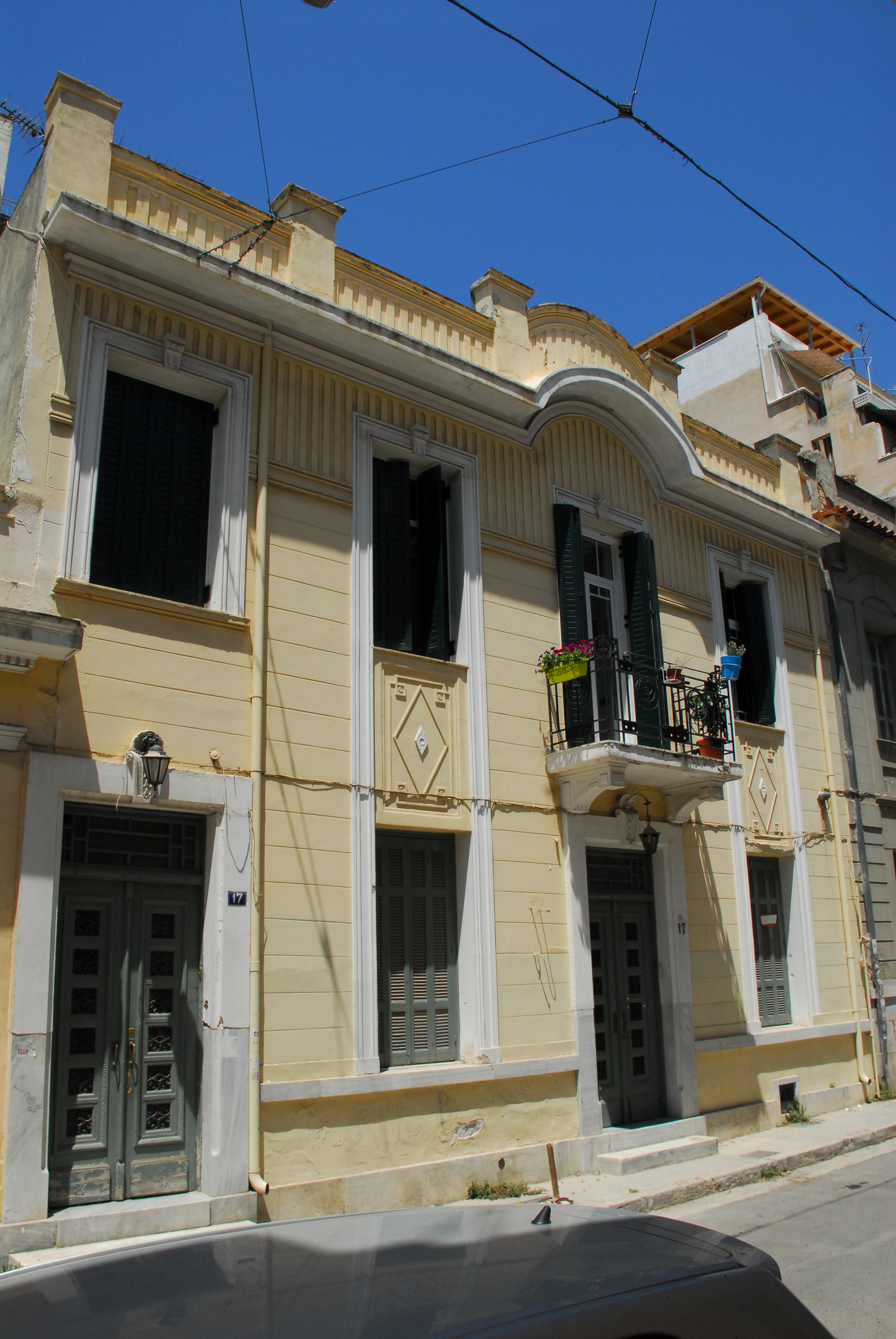 View of the main façade (2013)