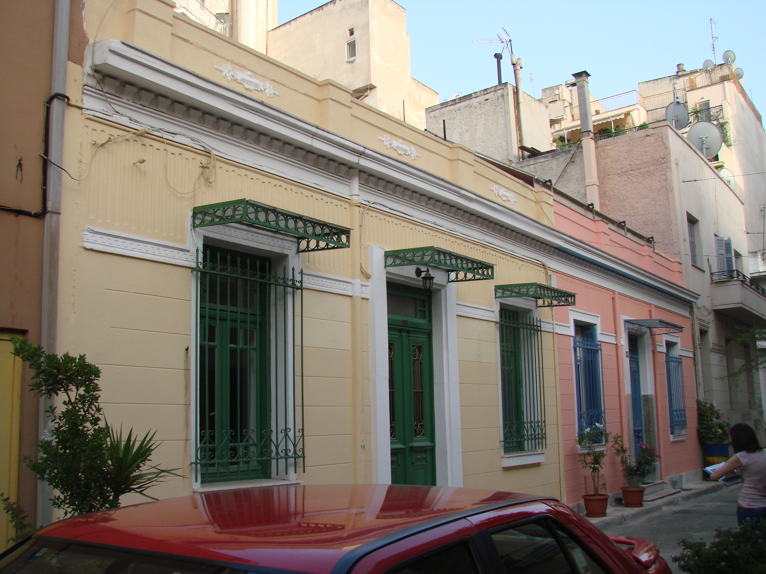 General view of the main façade (2013)