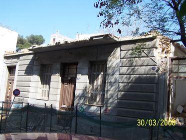 General view of the under demolition building (2008), credit: Vicky Elefanti