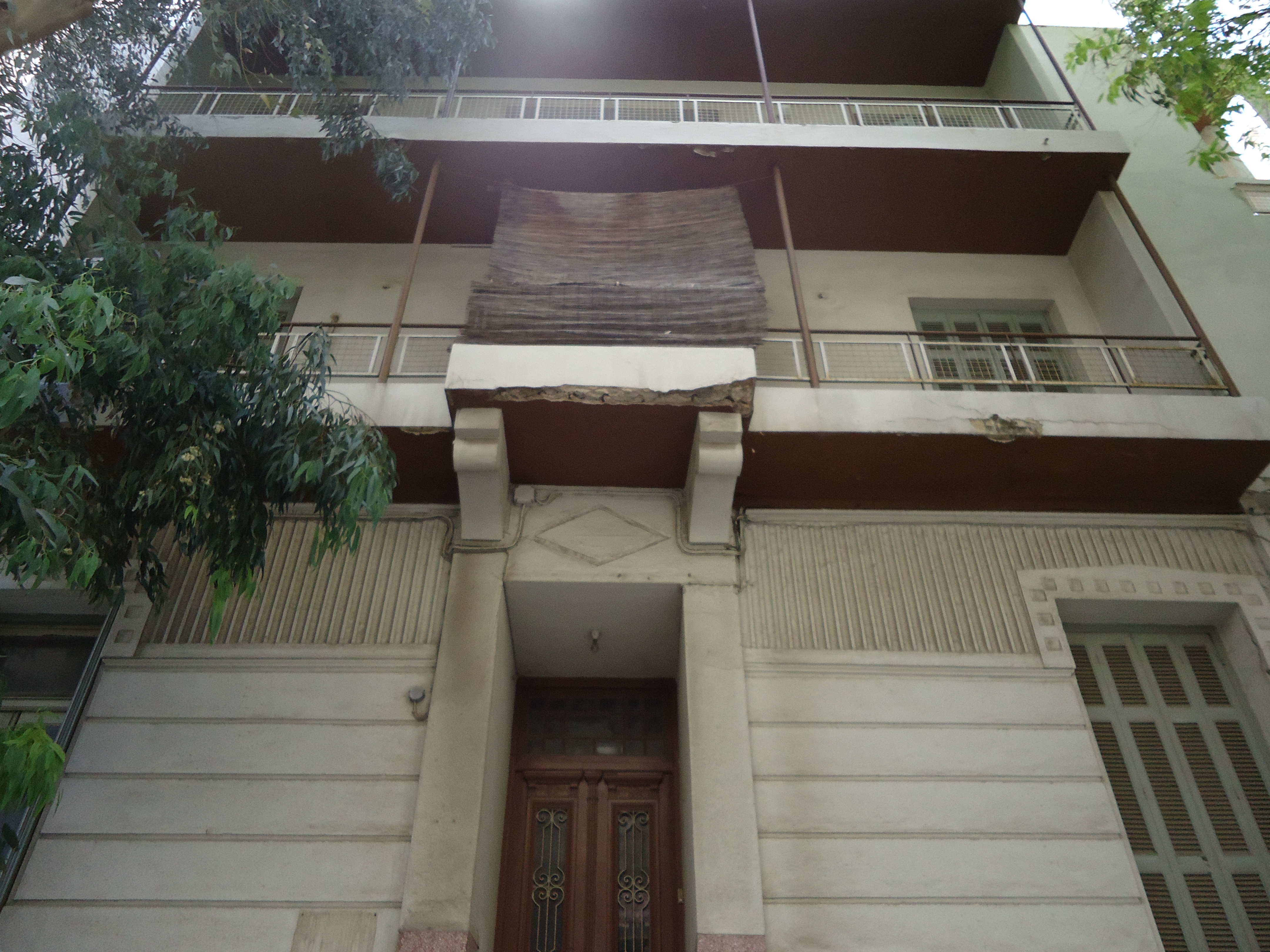 Entrance detail.