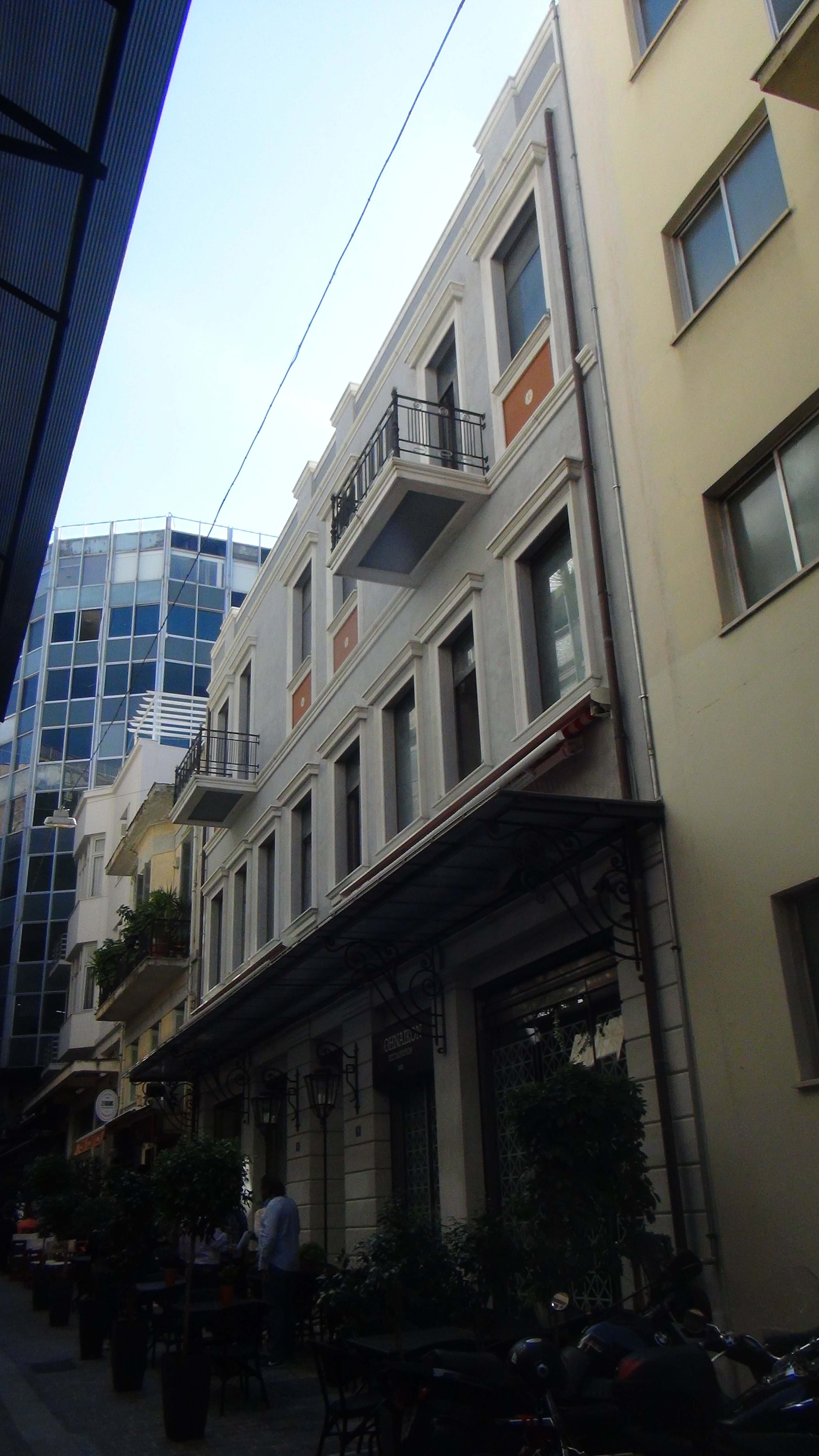 Γενική κτηρίου επί της οδού Πετράκη