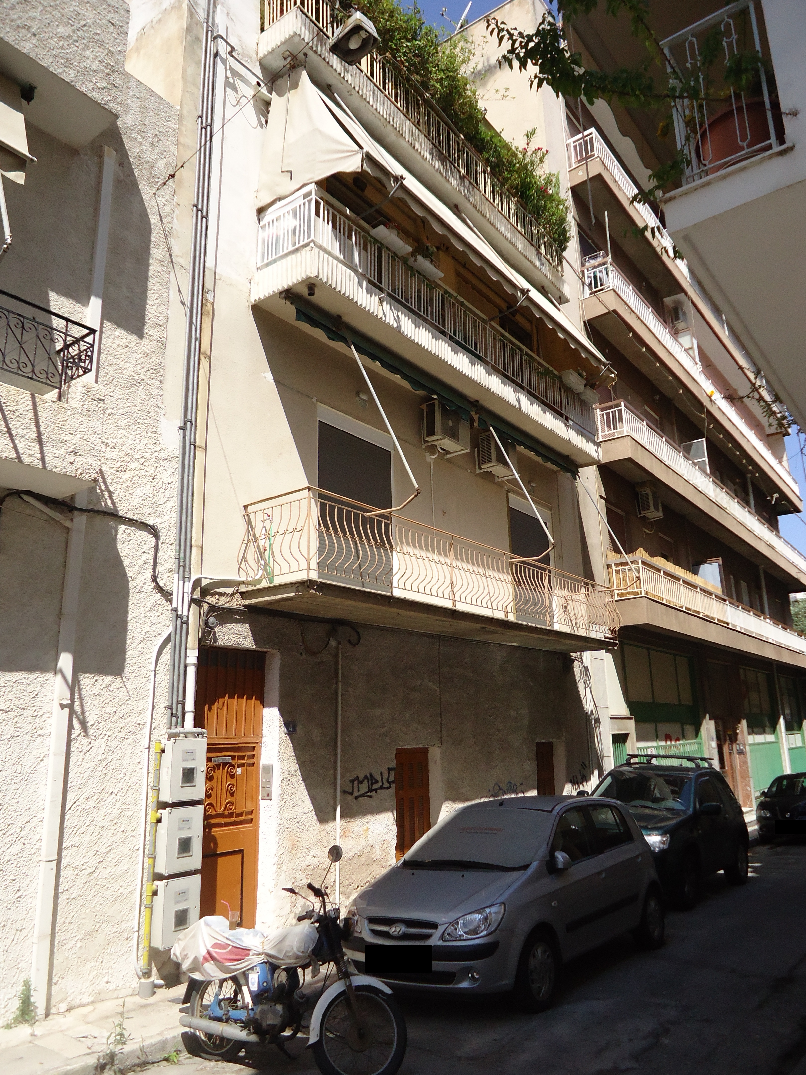 General view of main facade (2015)