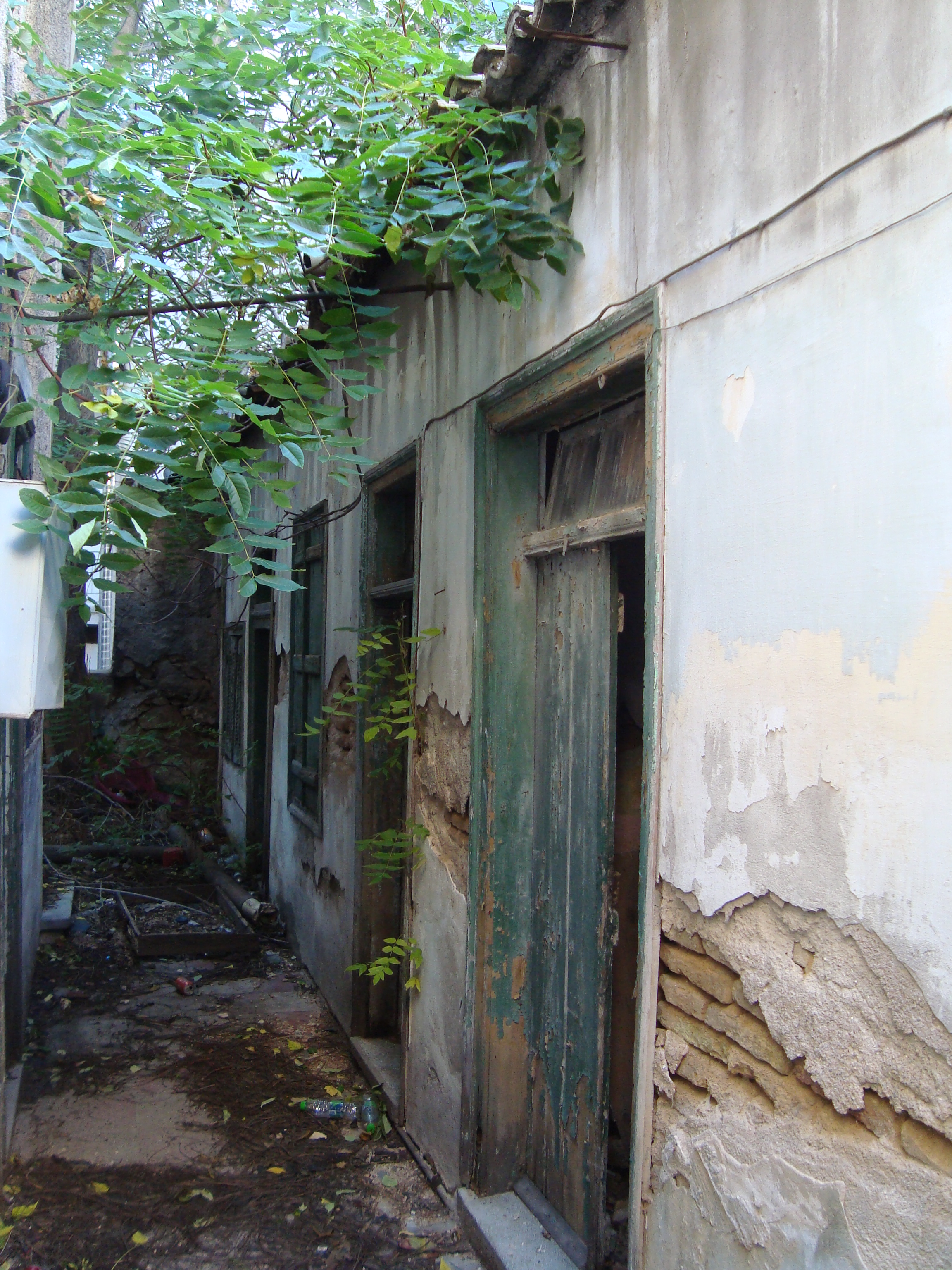 Γενική όψης επί της αυλής