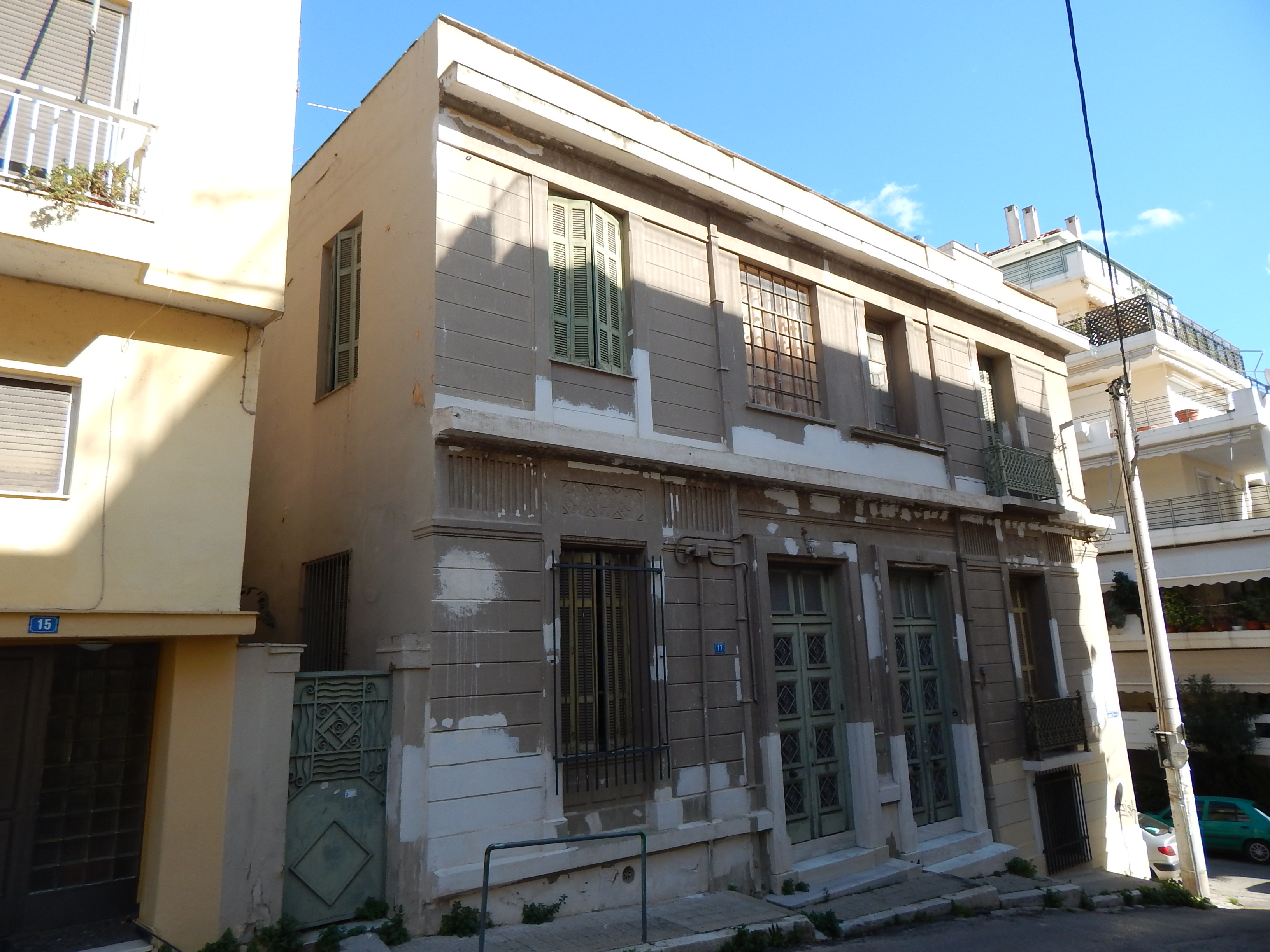 Γενική κύριας όψης επί της οδού Μάρκου Μπότσαρη