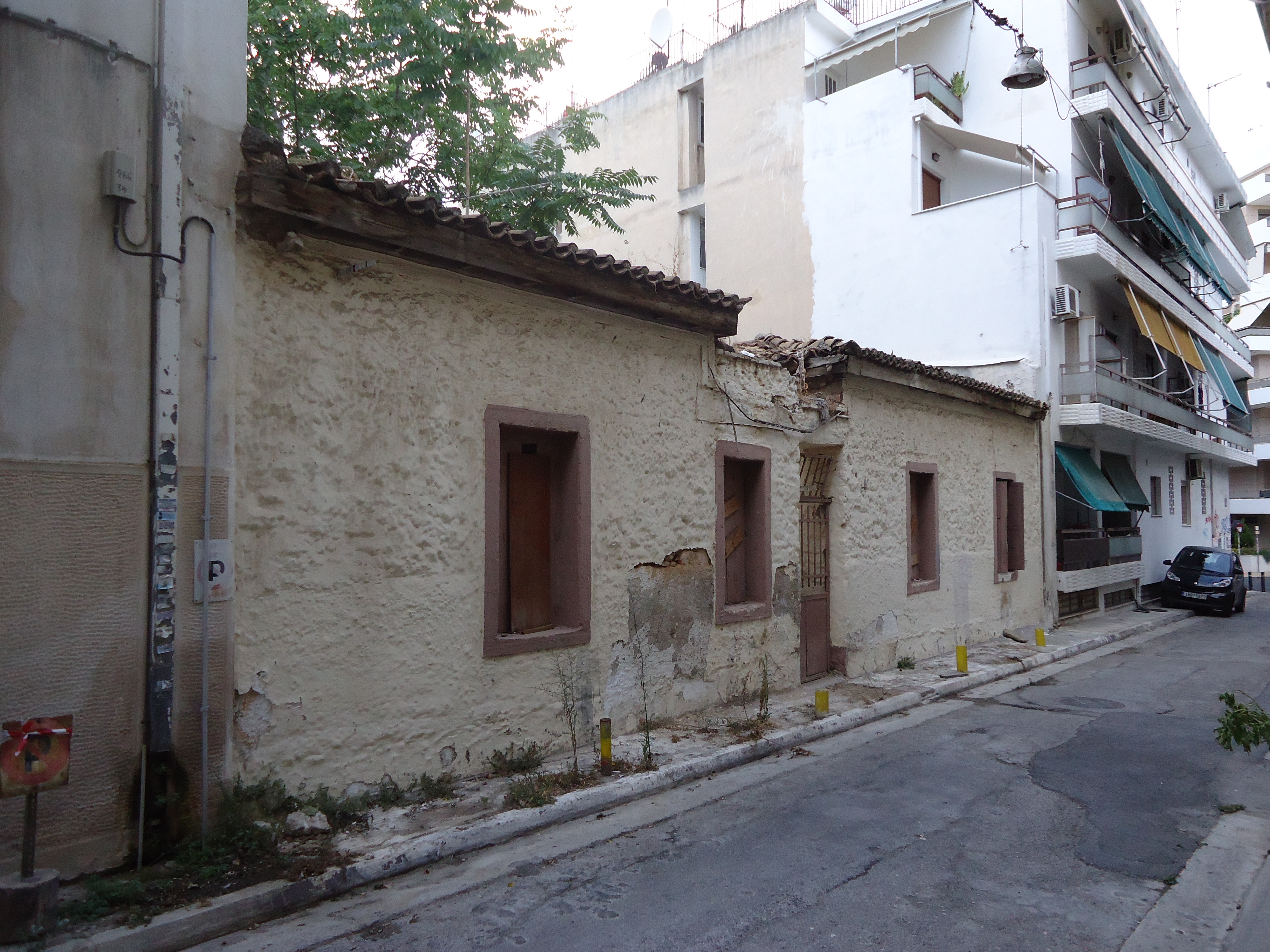Γενική όψη από την οδό Αδράστου