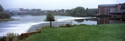 Πανοραμική άποψη του ποταμού που διασχίζει το Castleford πριν από τις εργασίες. Πηγή: Κανάλι 4 (Channel 4)
