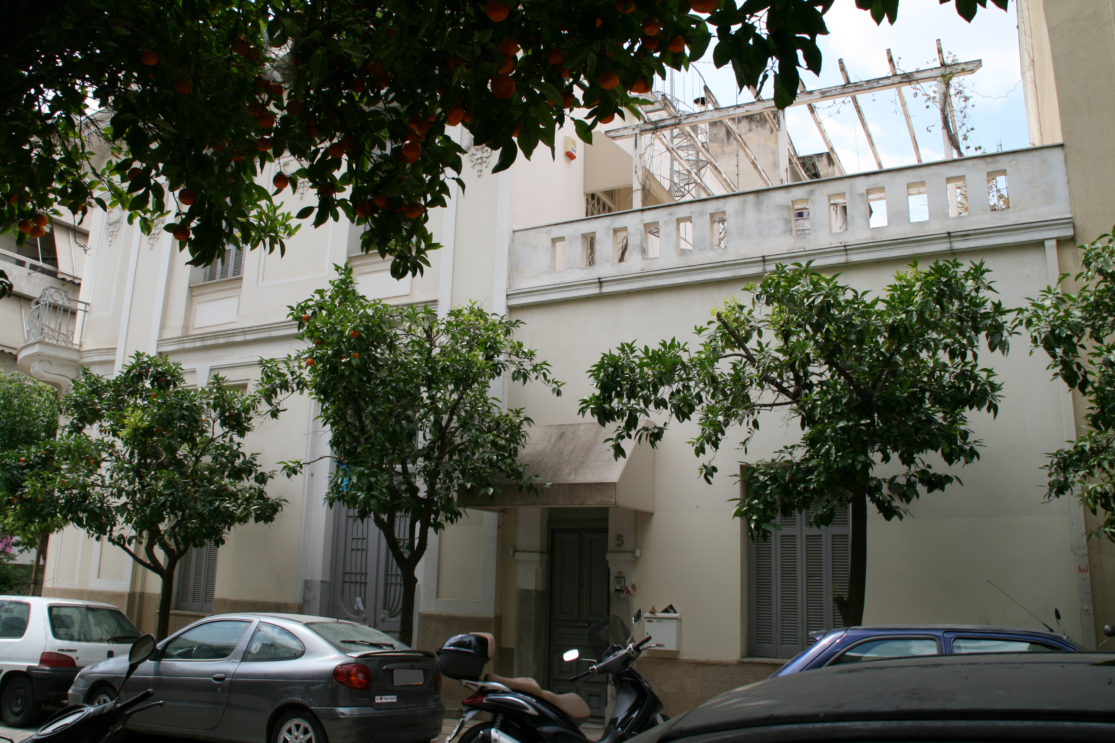 General view of the facade on Proairesiou street (2014)