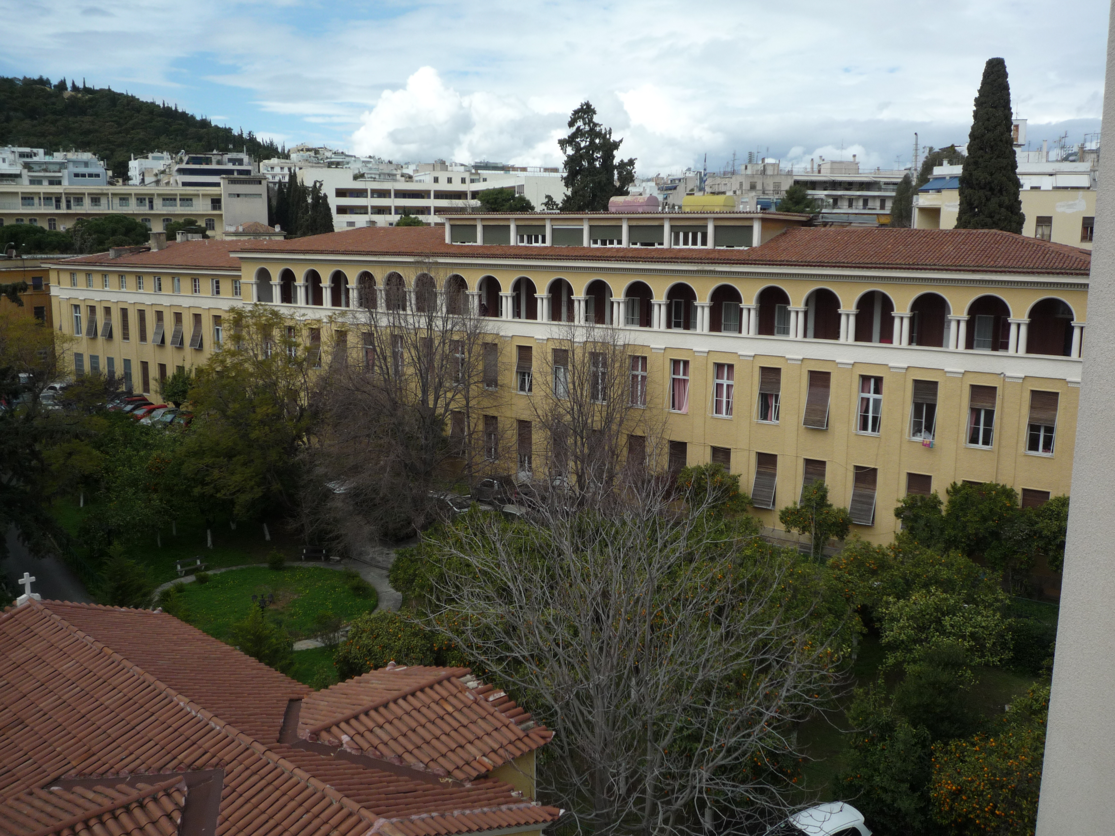 General view of southeast elevation (2014)