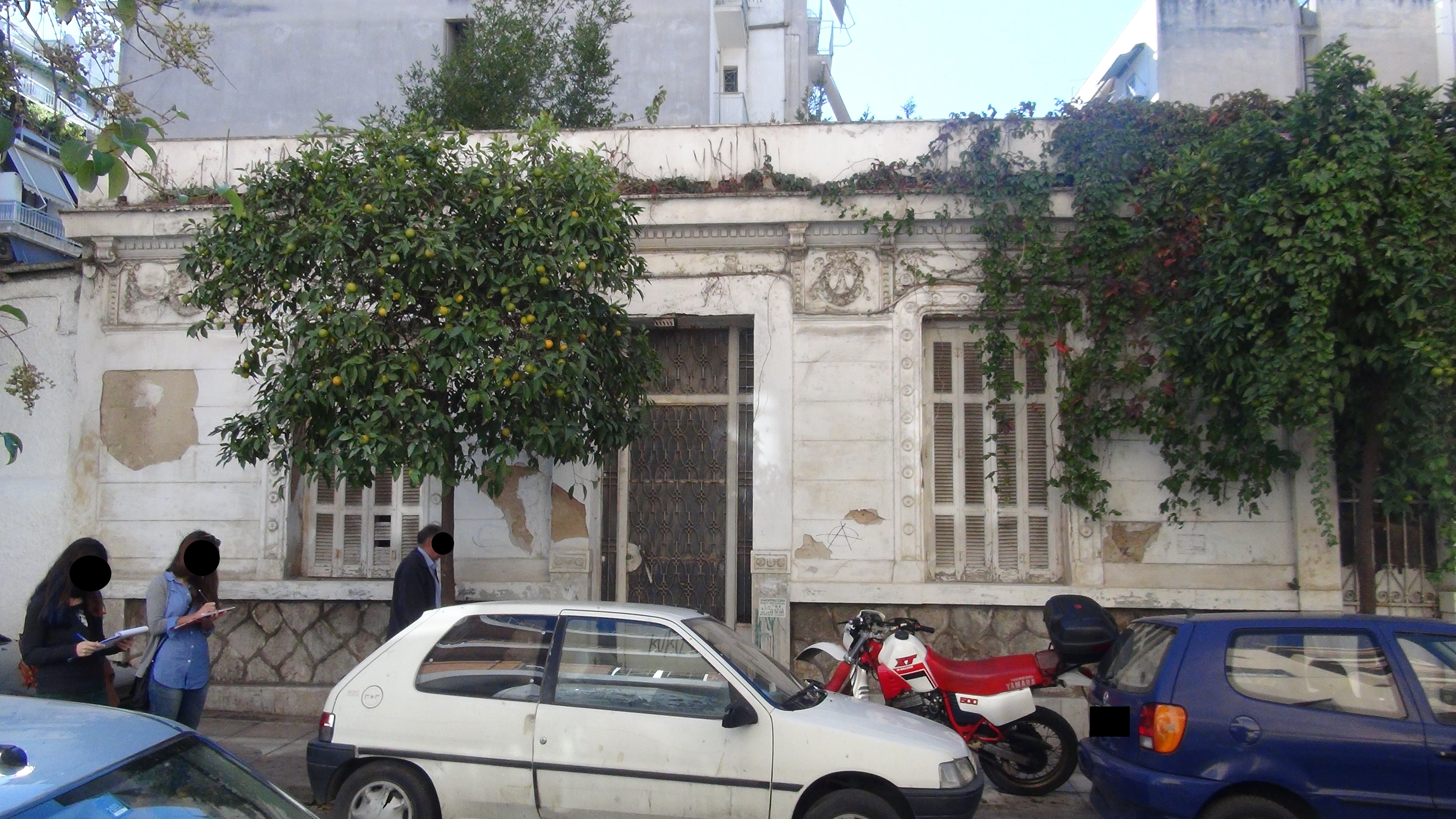 General view of the main facade (2013)