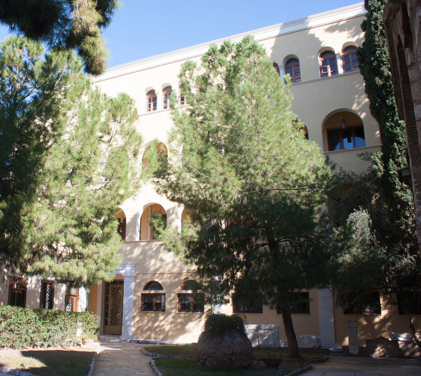 Λεπτομέρεια κύριας όψης