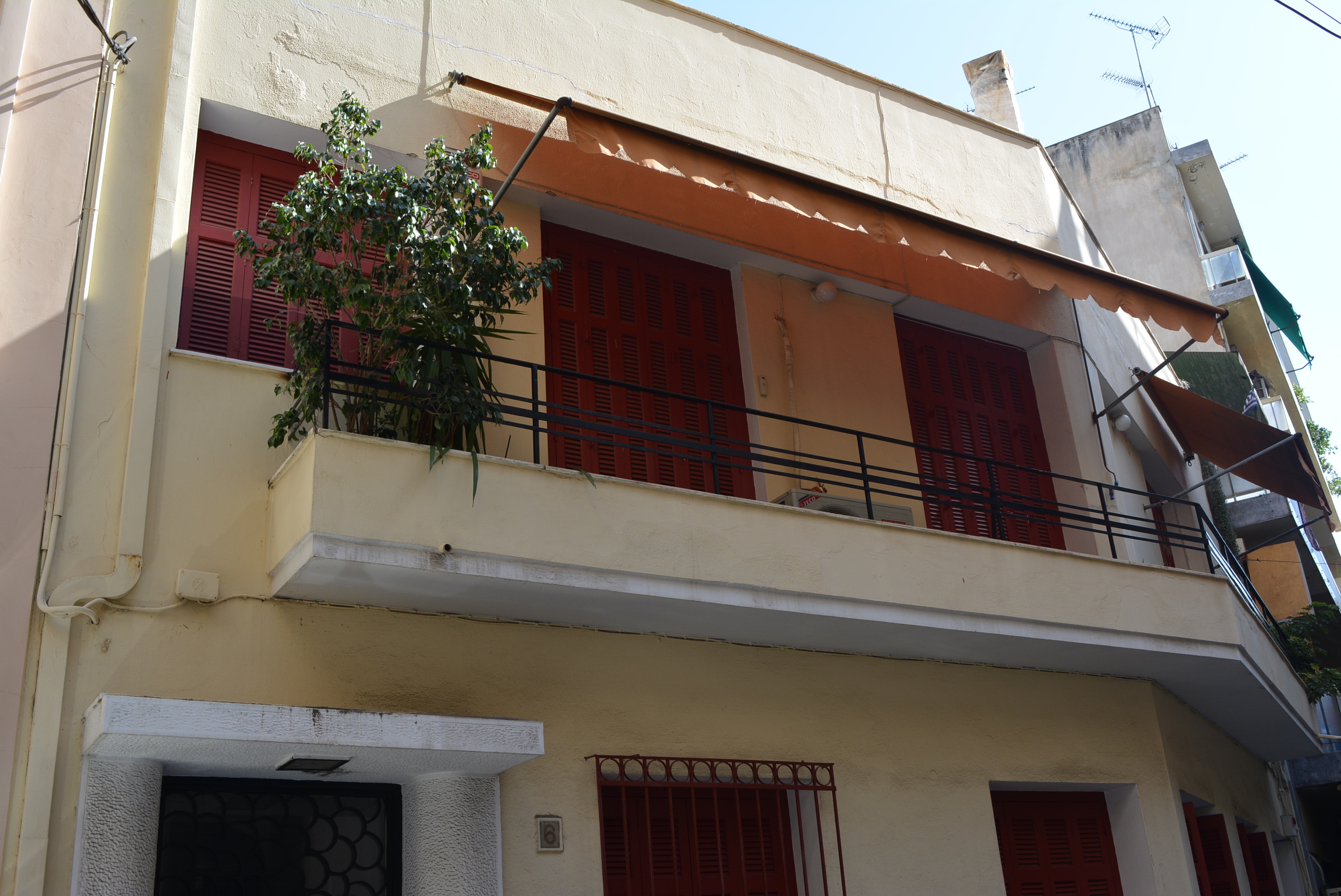 Λεπτομέρεια κύριας όψης