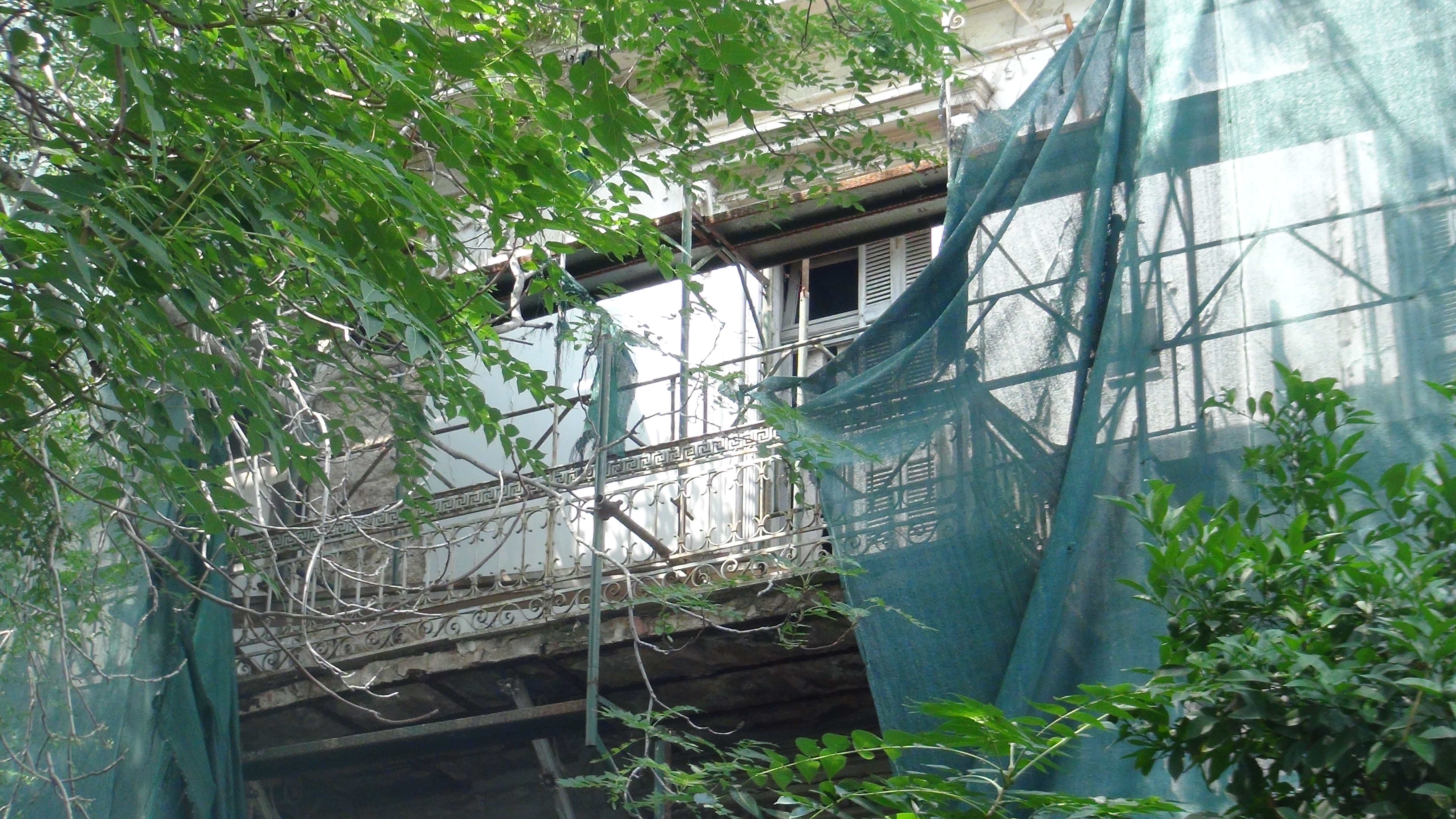 Λεπτομέρεια όψης προς την αυλή