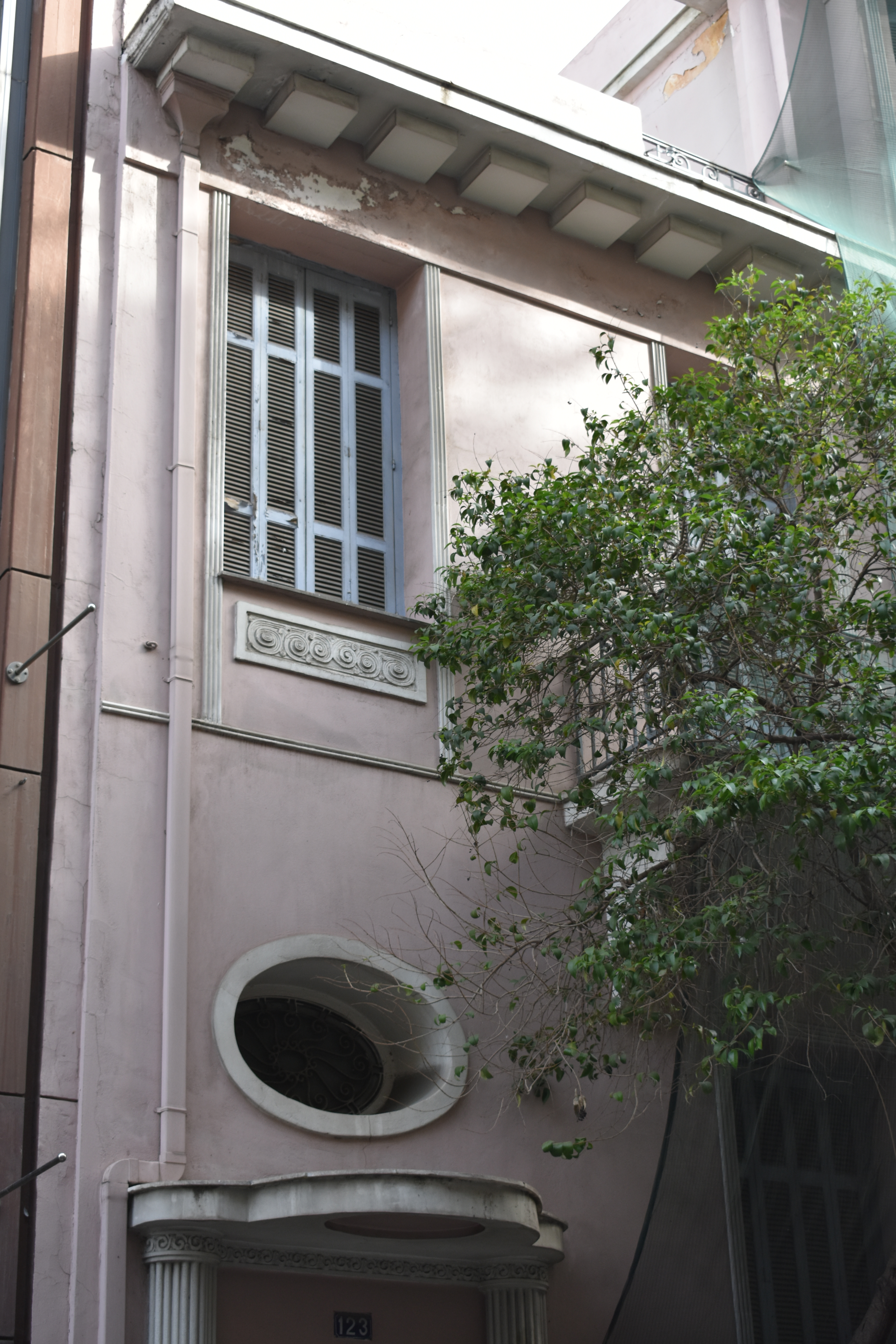 Λεπτομέρεια κύριας όψης