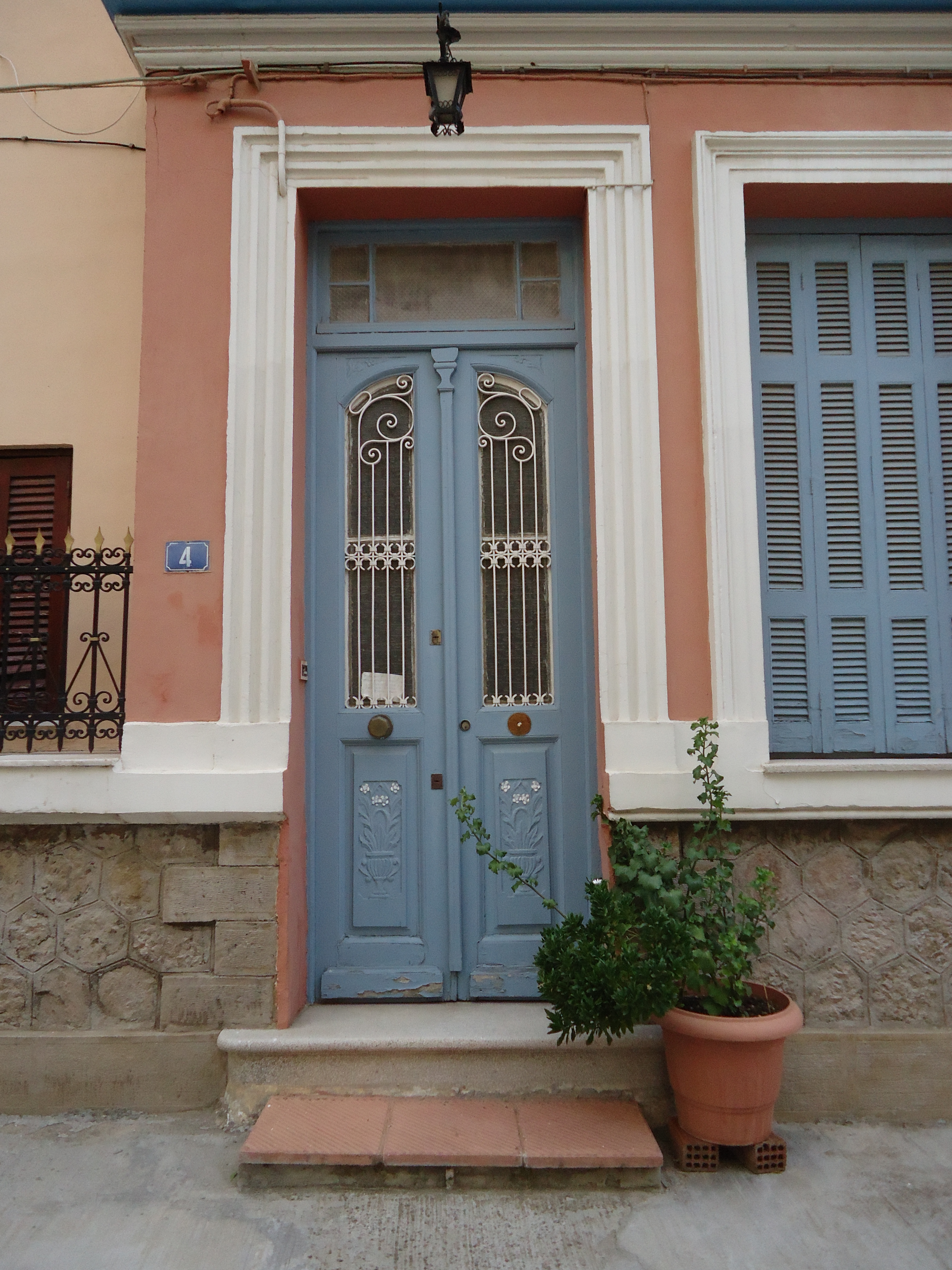 Γενική κεντρικής εισόδου