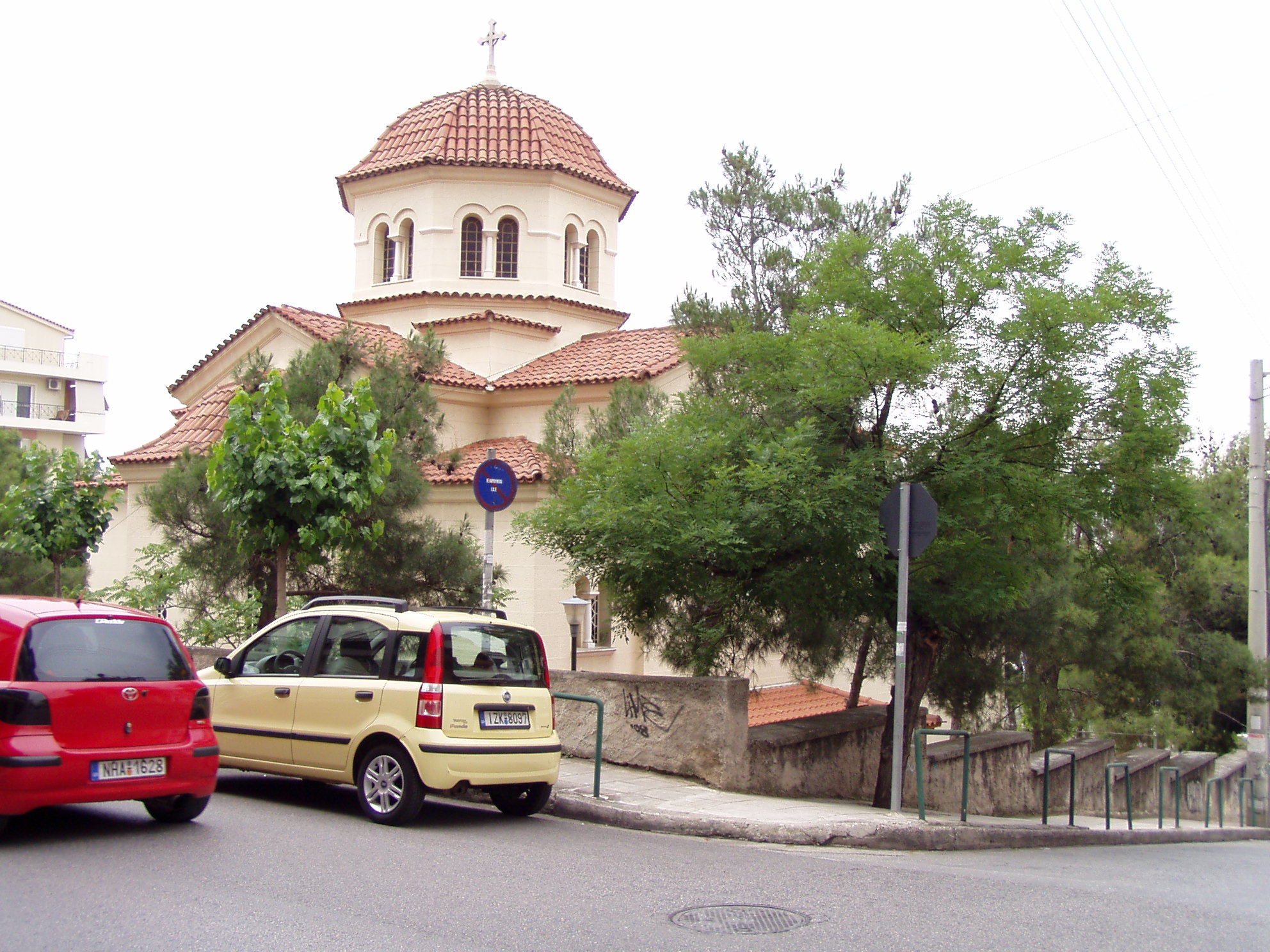 View of the church from Samis str. (2013)