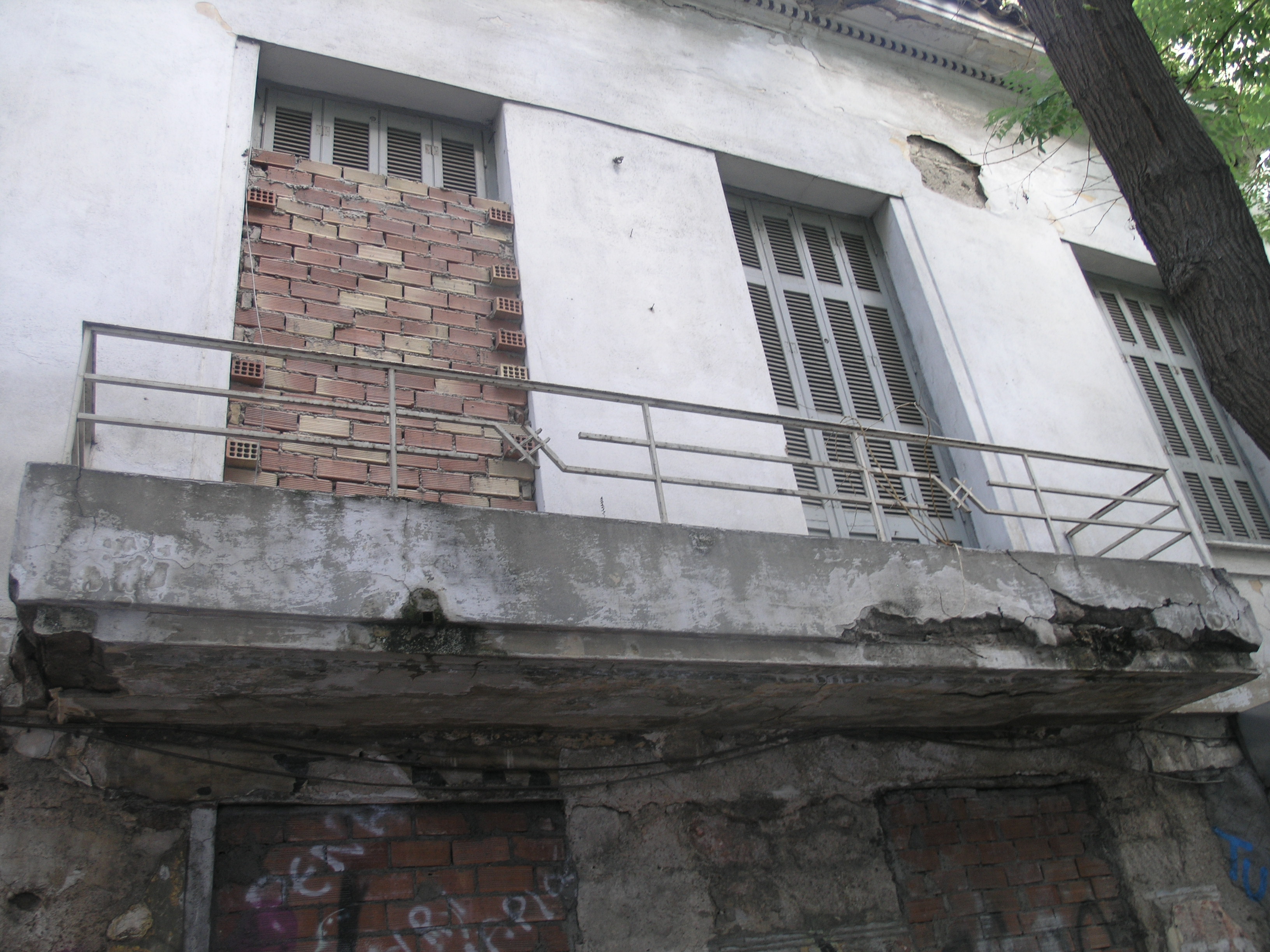 General view of balcony