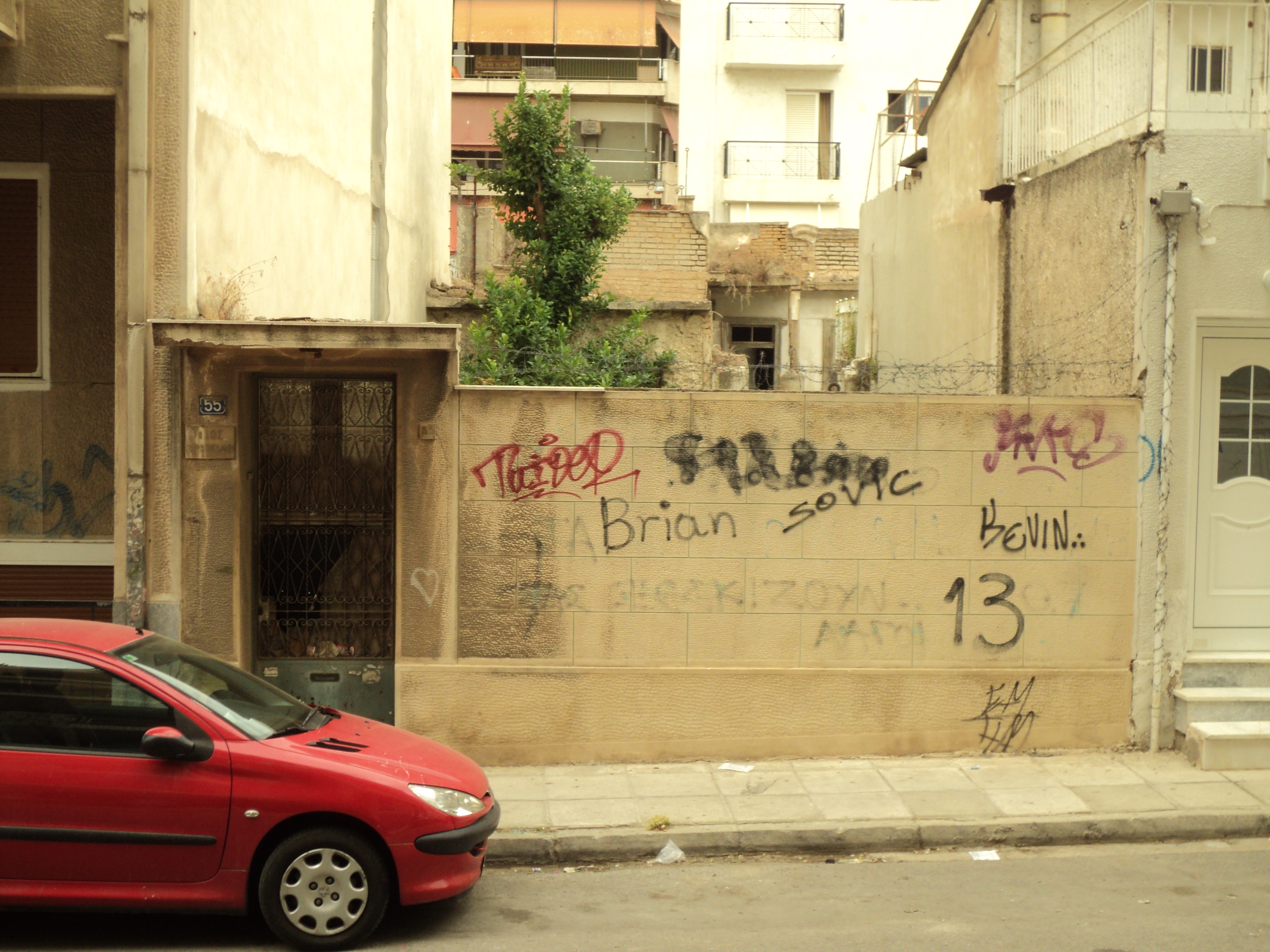Γενική μαντρότοιχου
