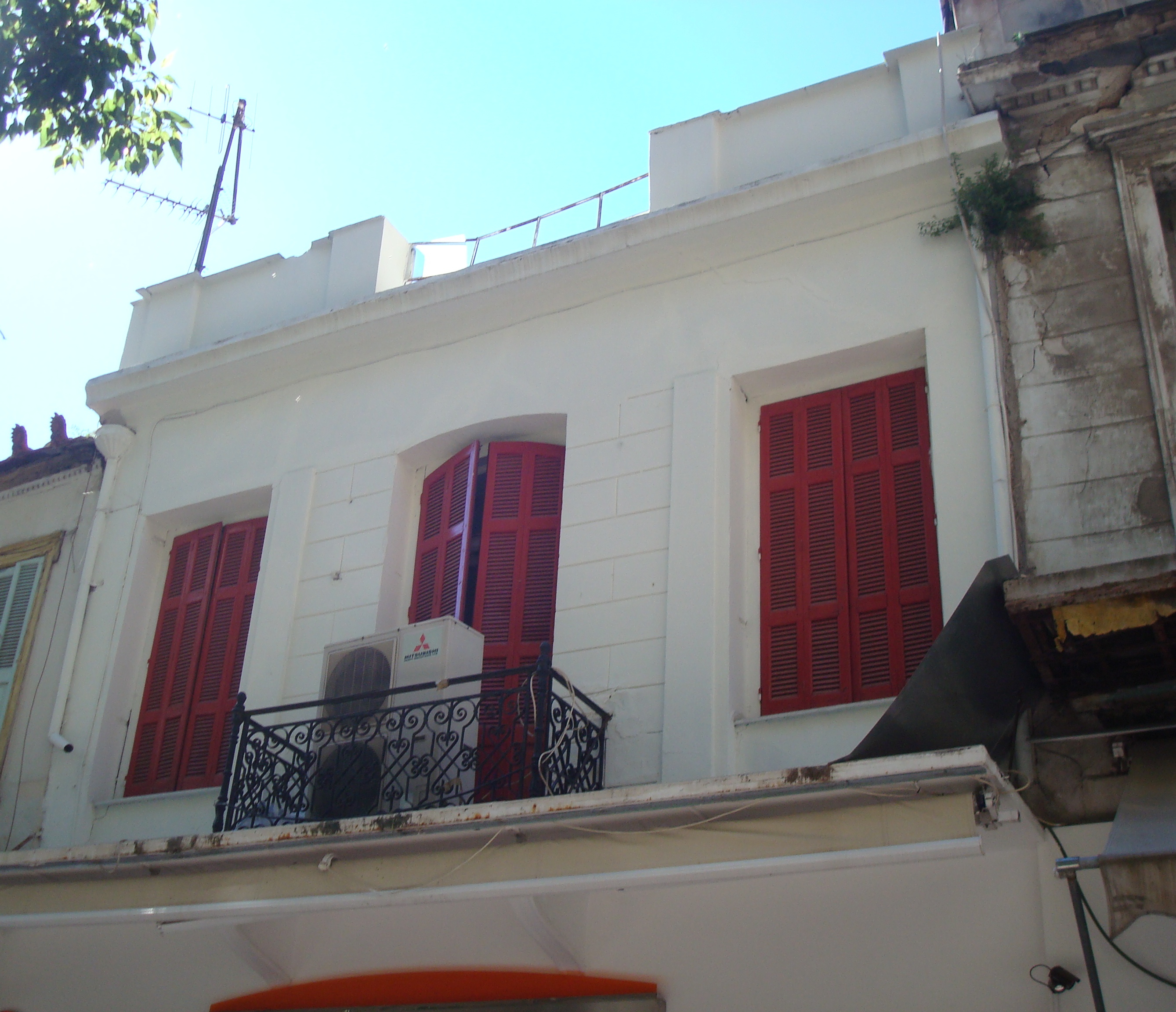 Λεπτομέρεια κύριας όψης