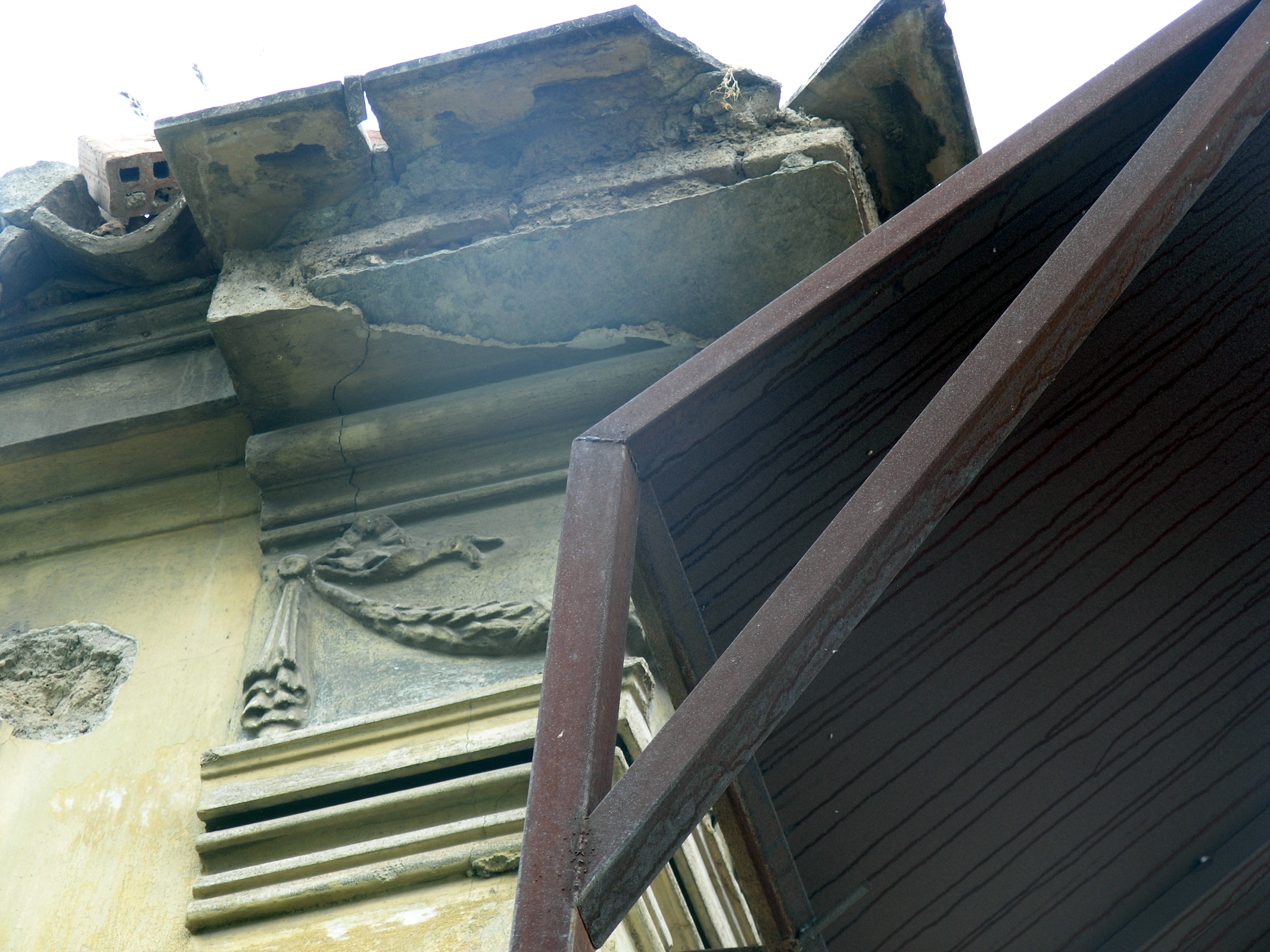 Detail of decoration of the main façade (2015)