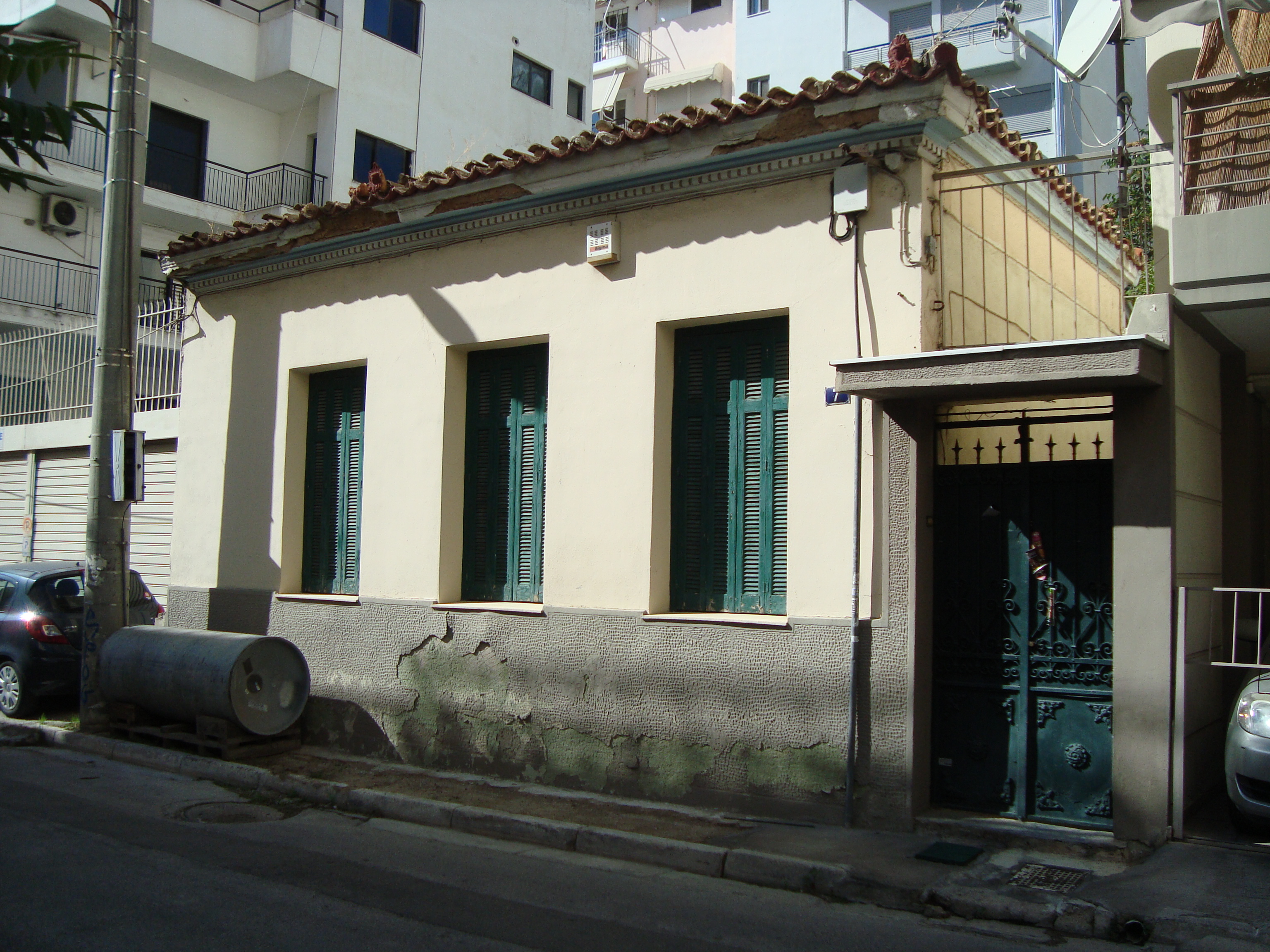 View of the main facade (2015)