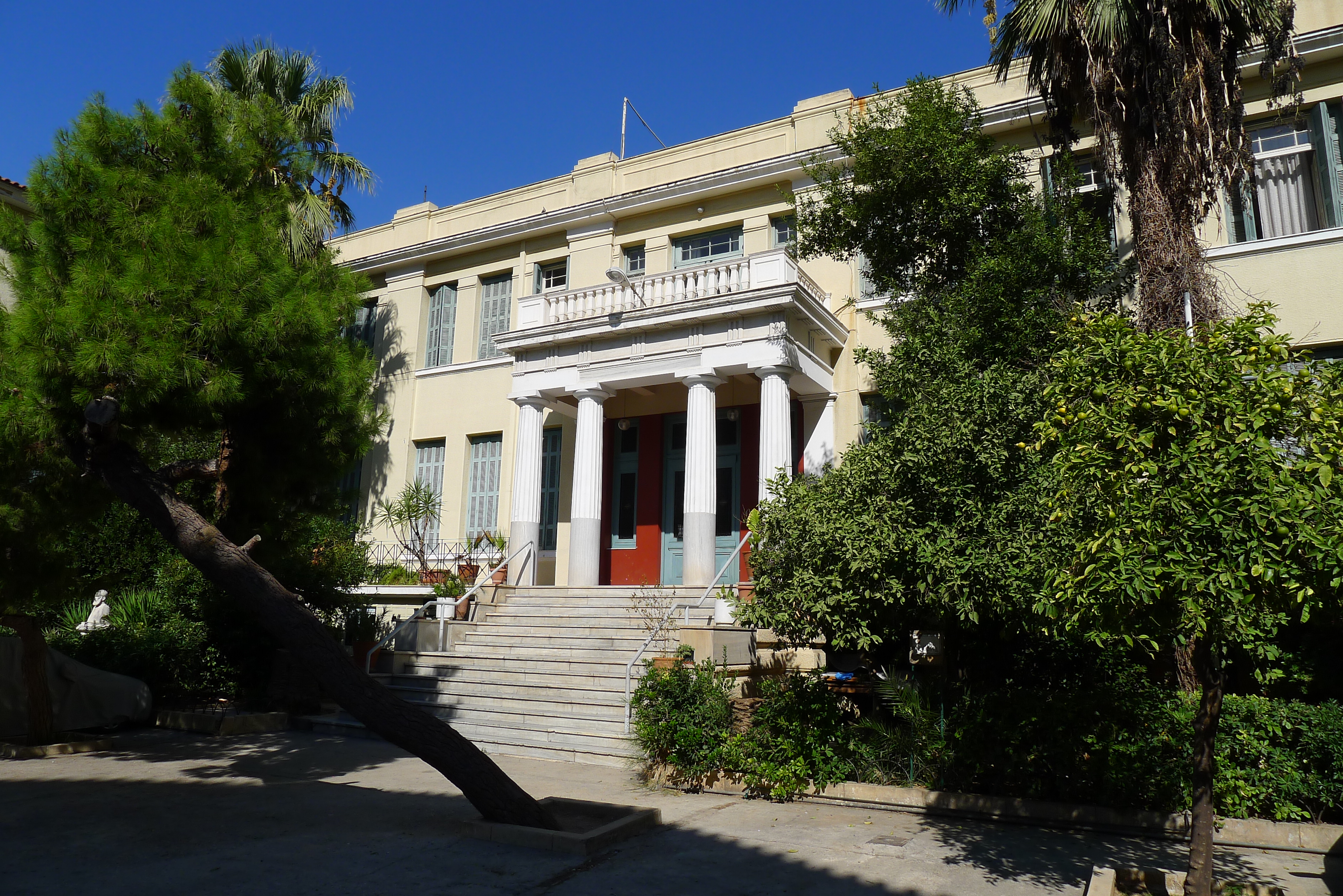 Γενική κεντρικής εισόδου (2013)