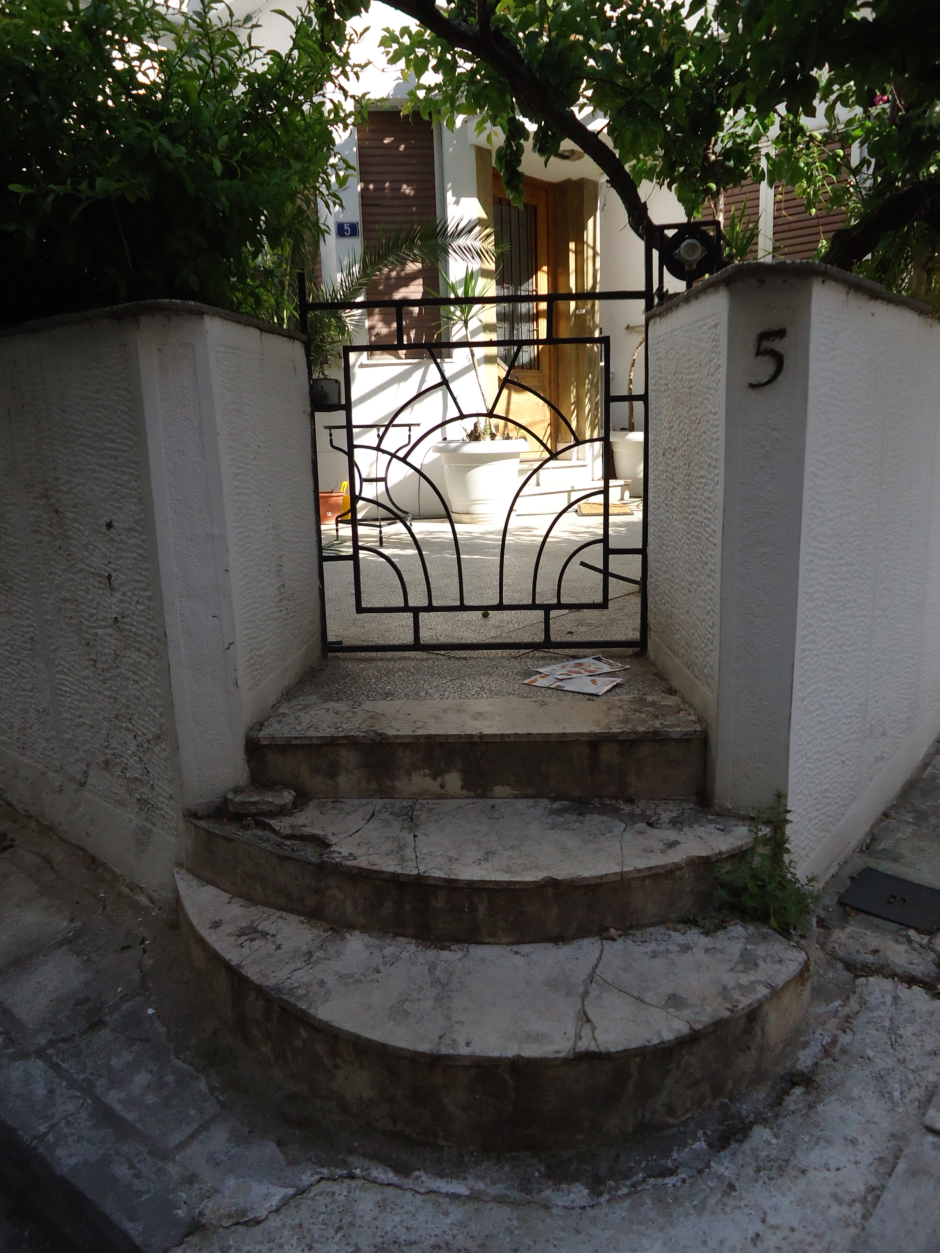 Courtyard door (2014)