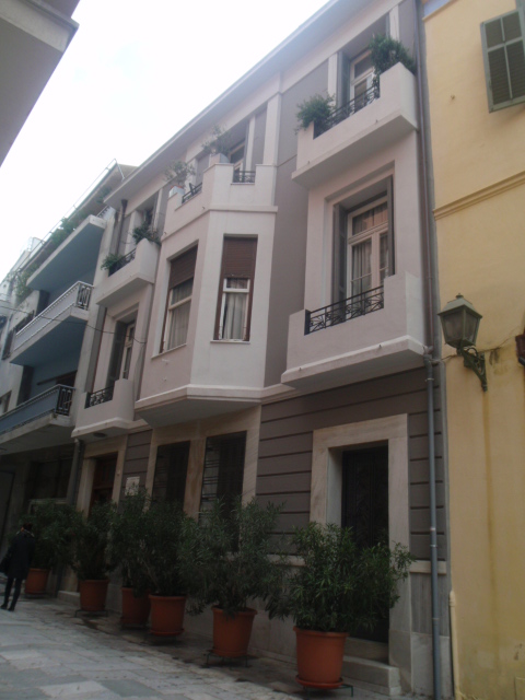 General view of building (2015)