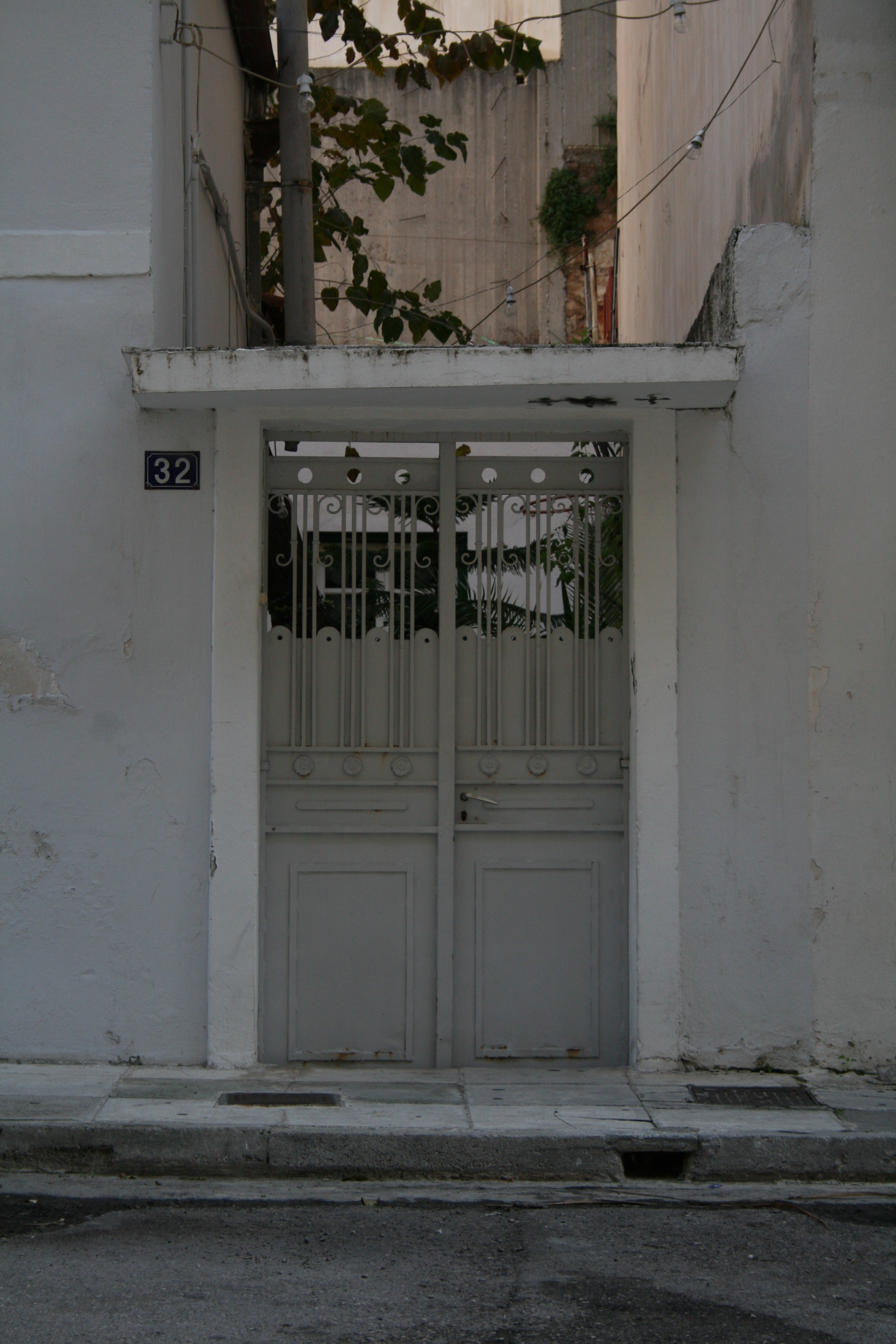 Γενική αυλόθυρας