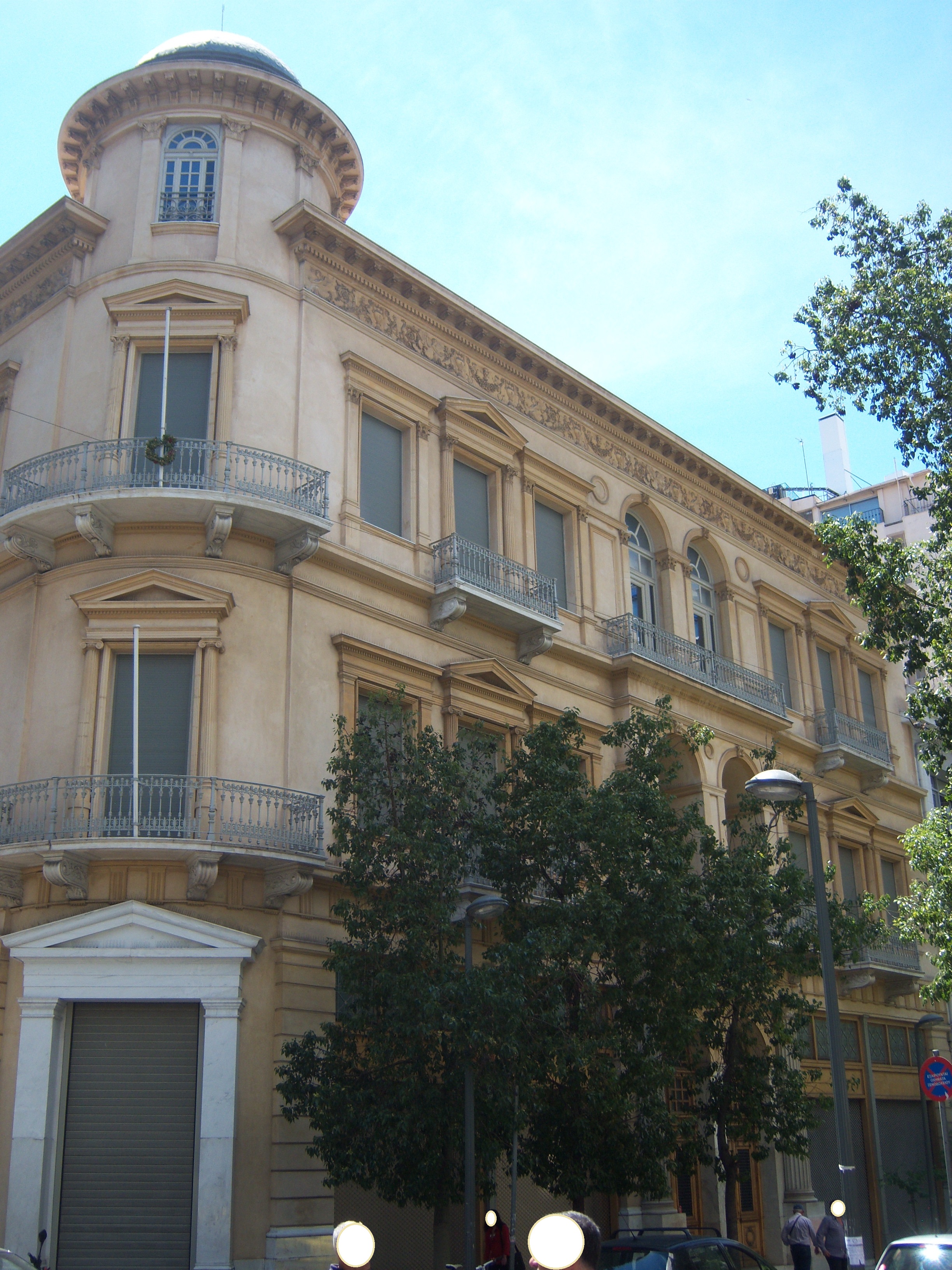 General view on Mitropoleos street