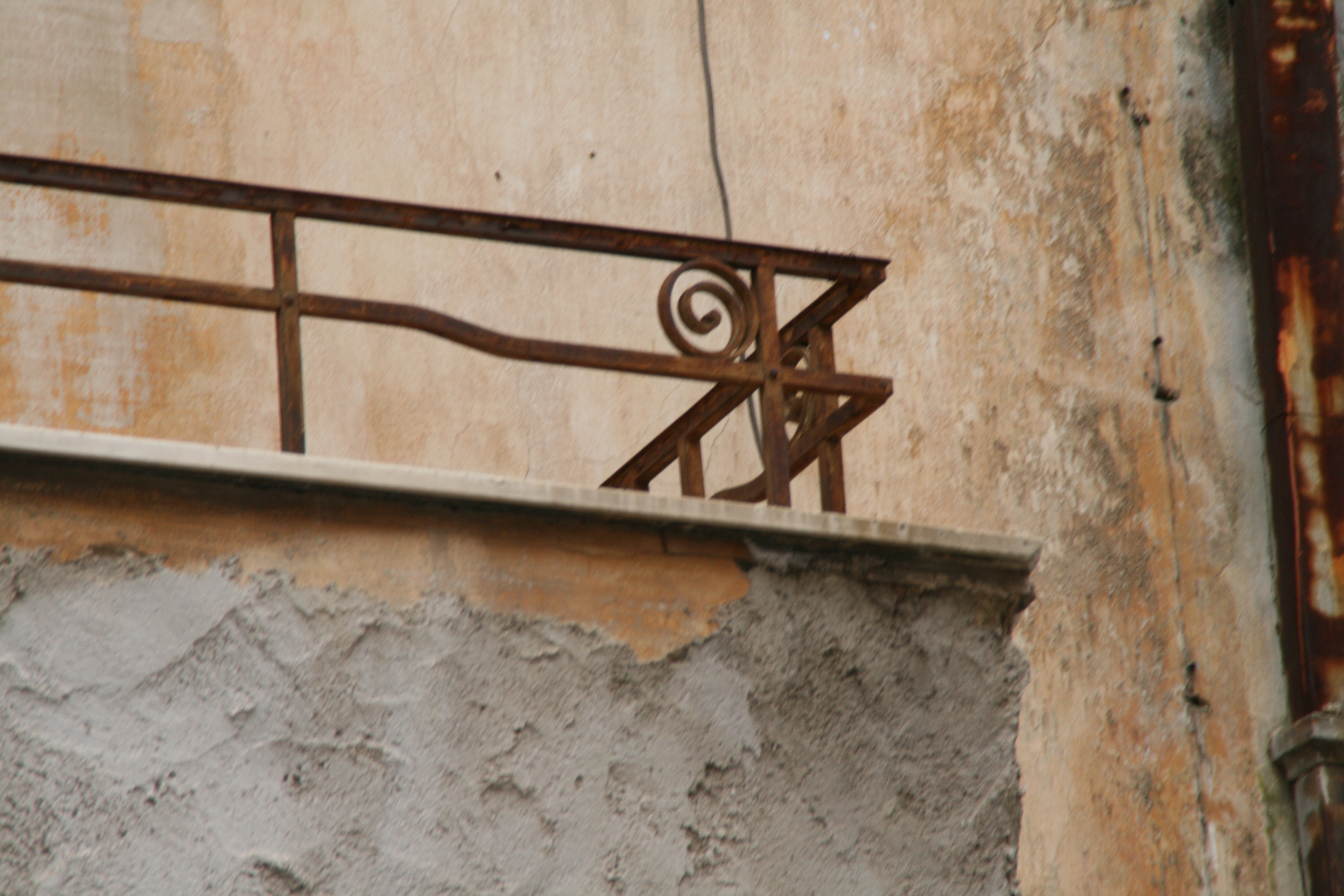 Detail of balcony (2014)
