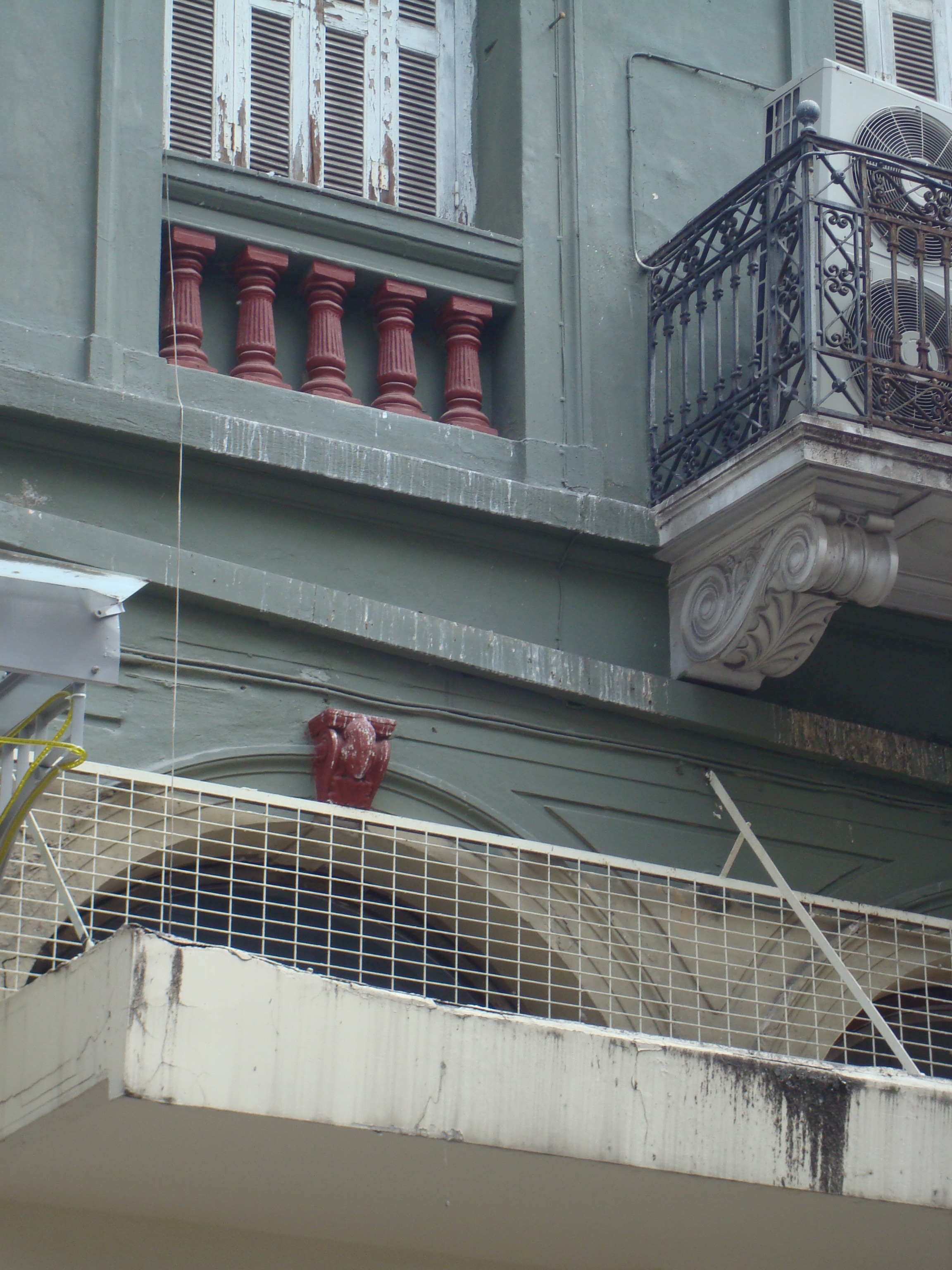 Λεπτομέρεια κύριας όψης (2015)