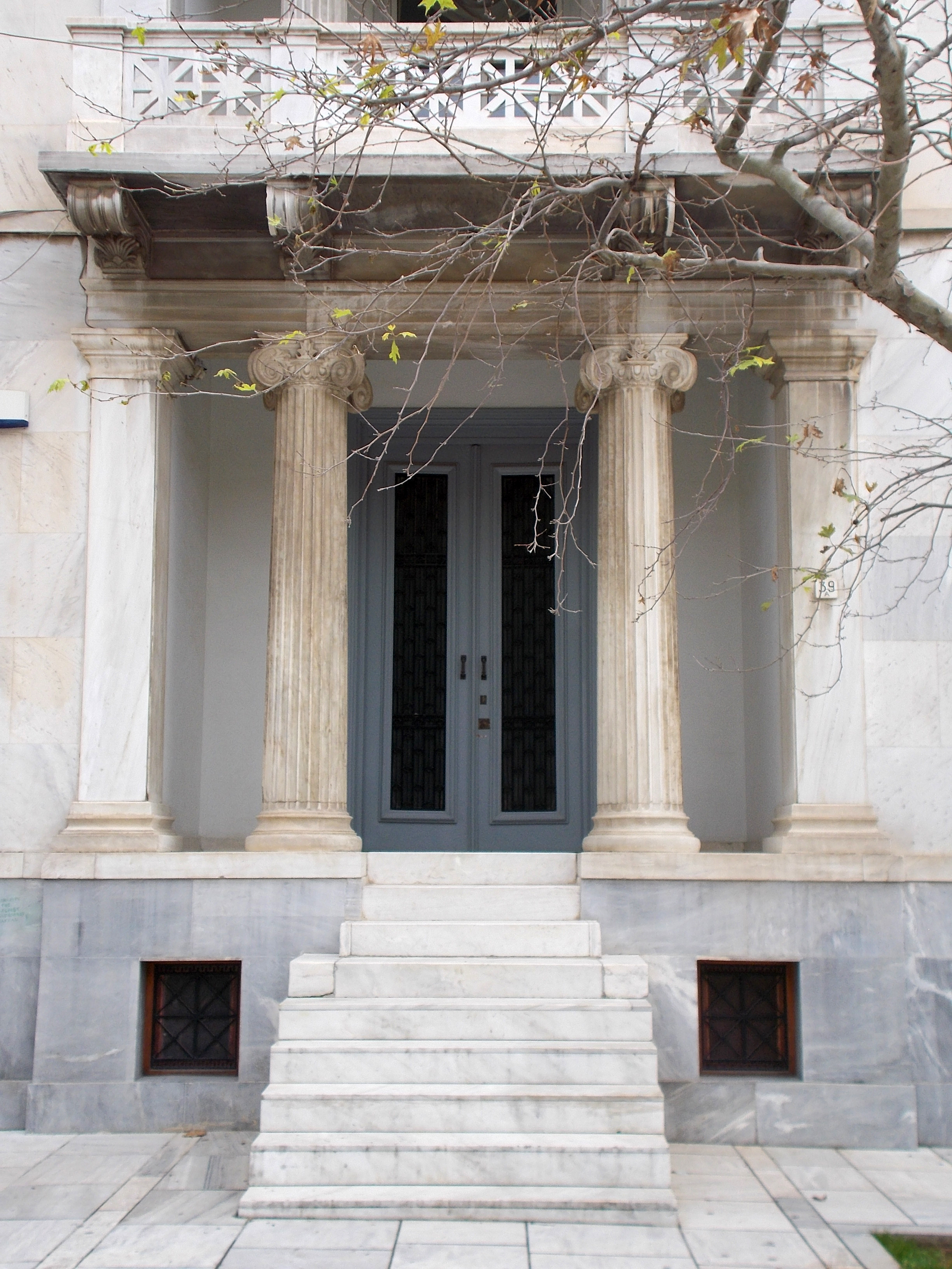 Γενική κεντρικής εισόδου