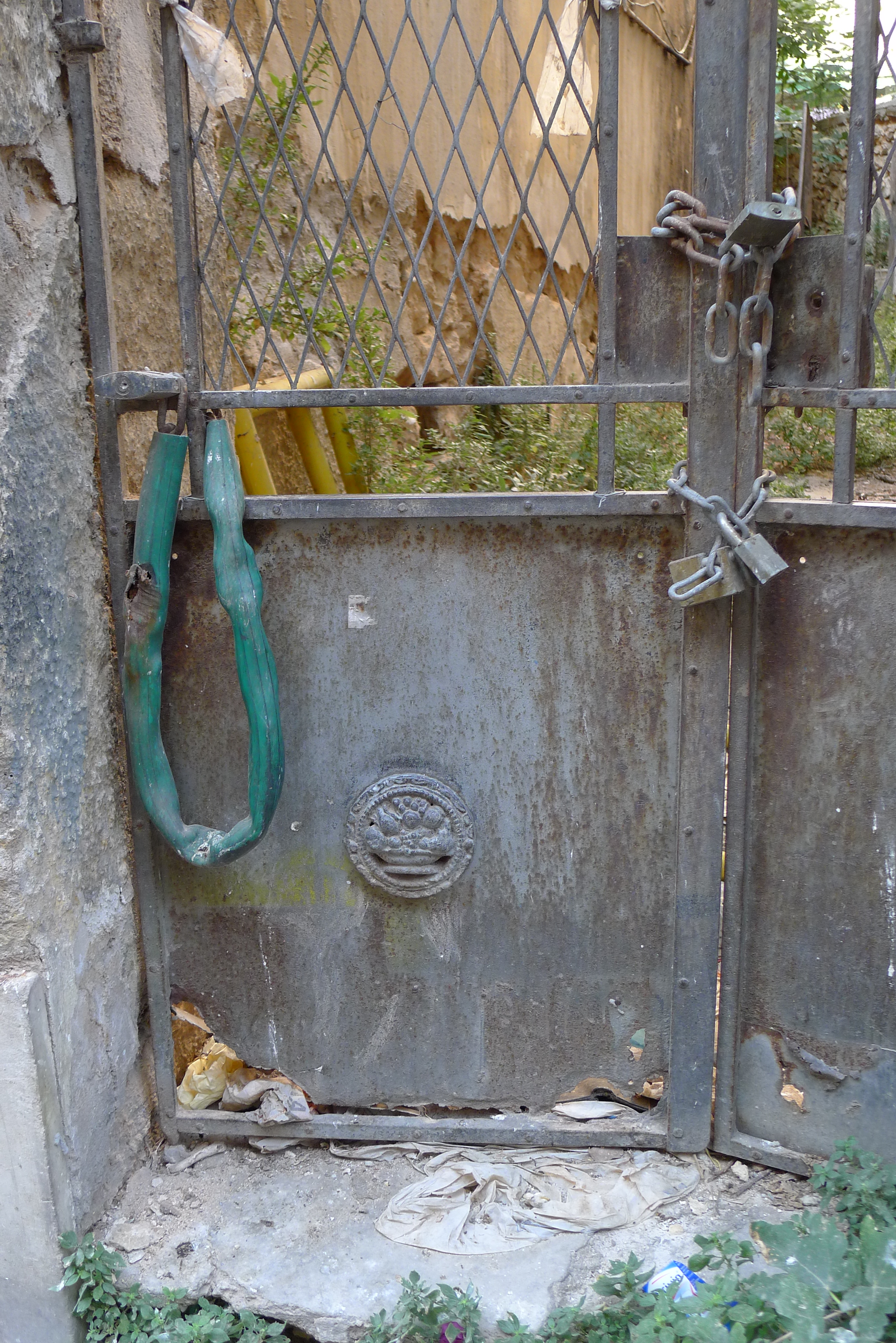 Yard door detail