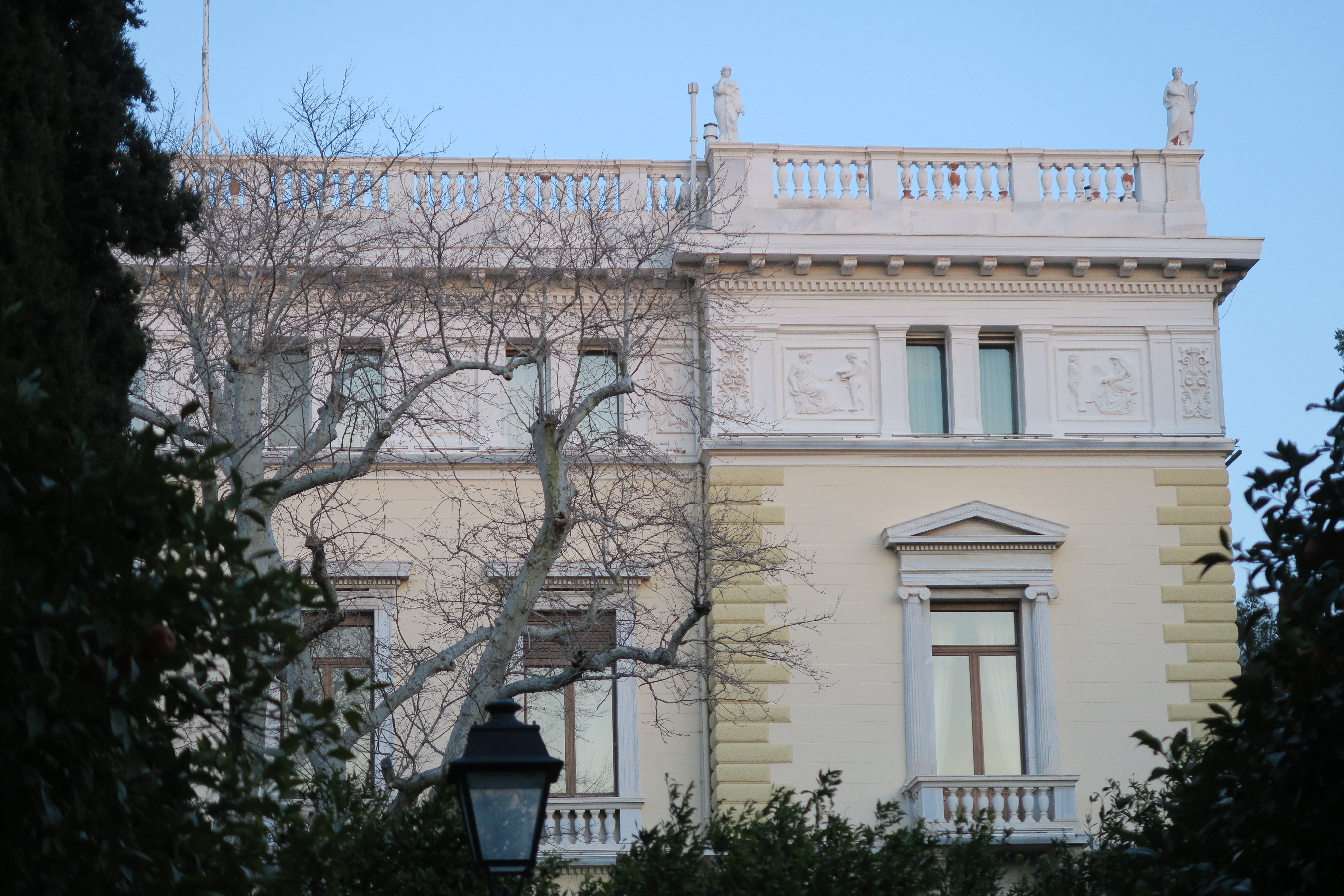 Λεπτομέρεια κύριας όψης