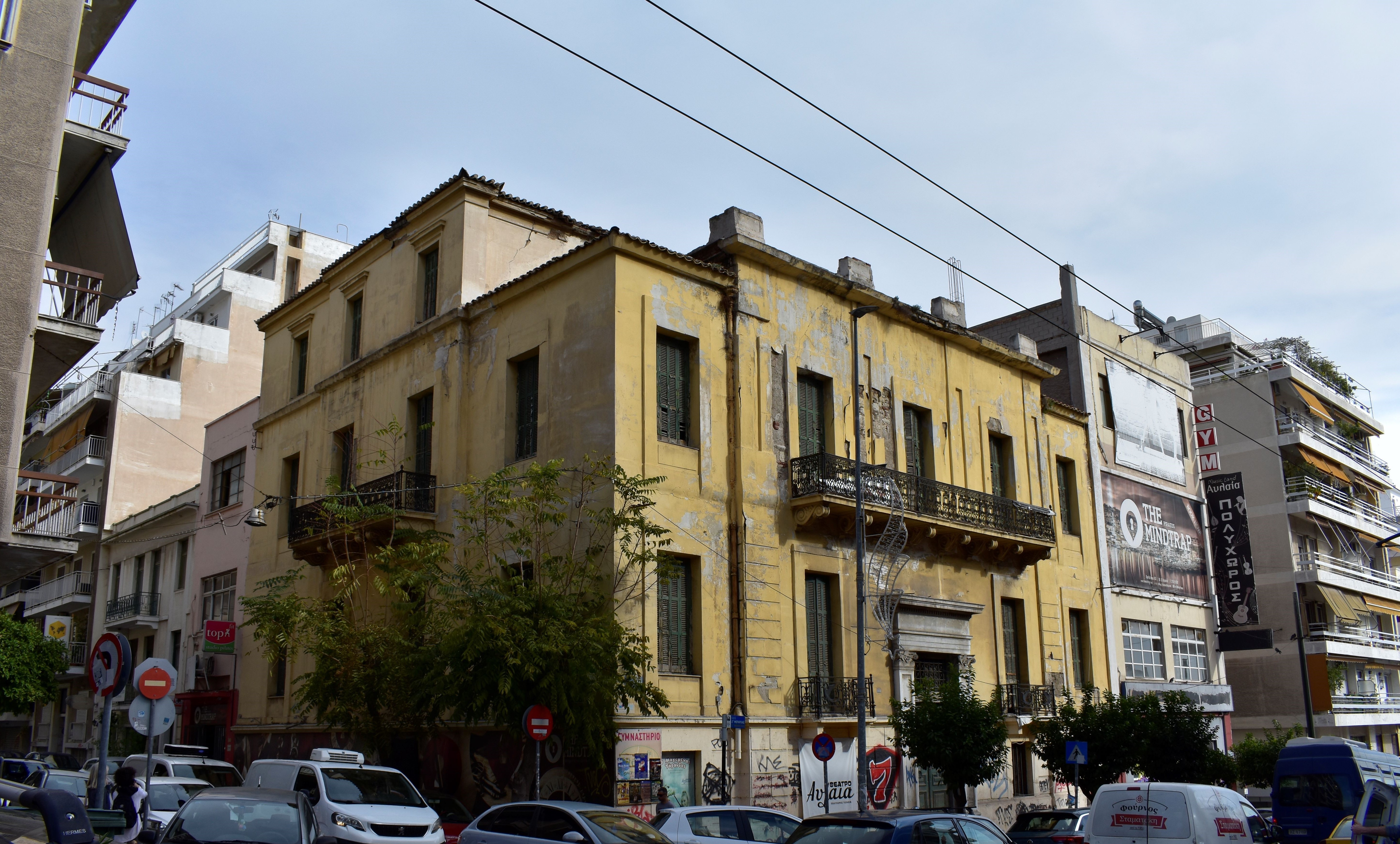 PEIRAIAS_General view of the building on Merarchias-Praxitelous (2023)