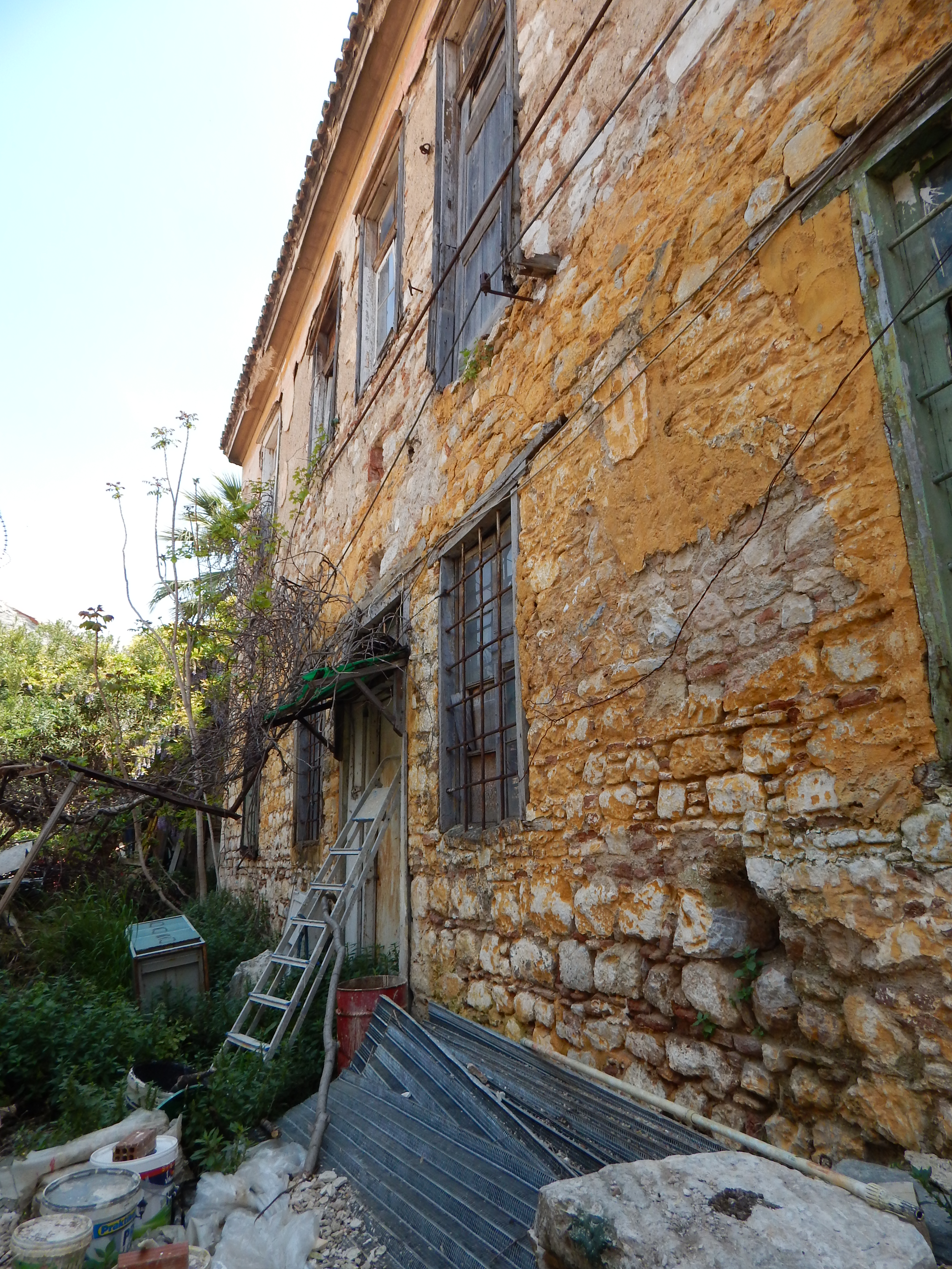 Λεπτομέρεια κύριας όψης