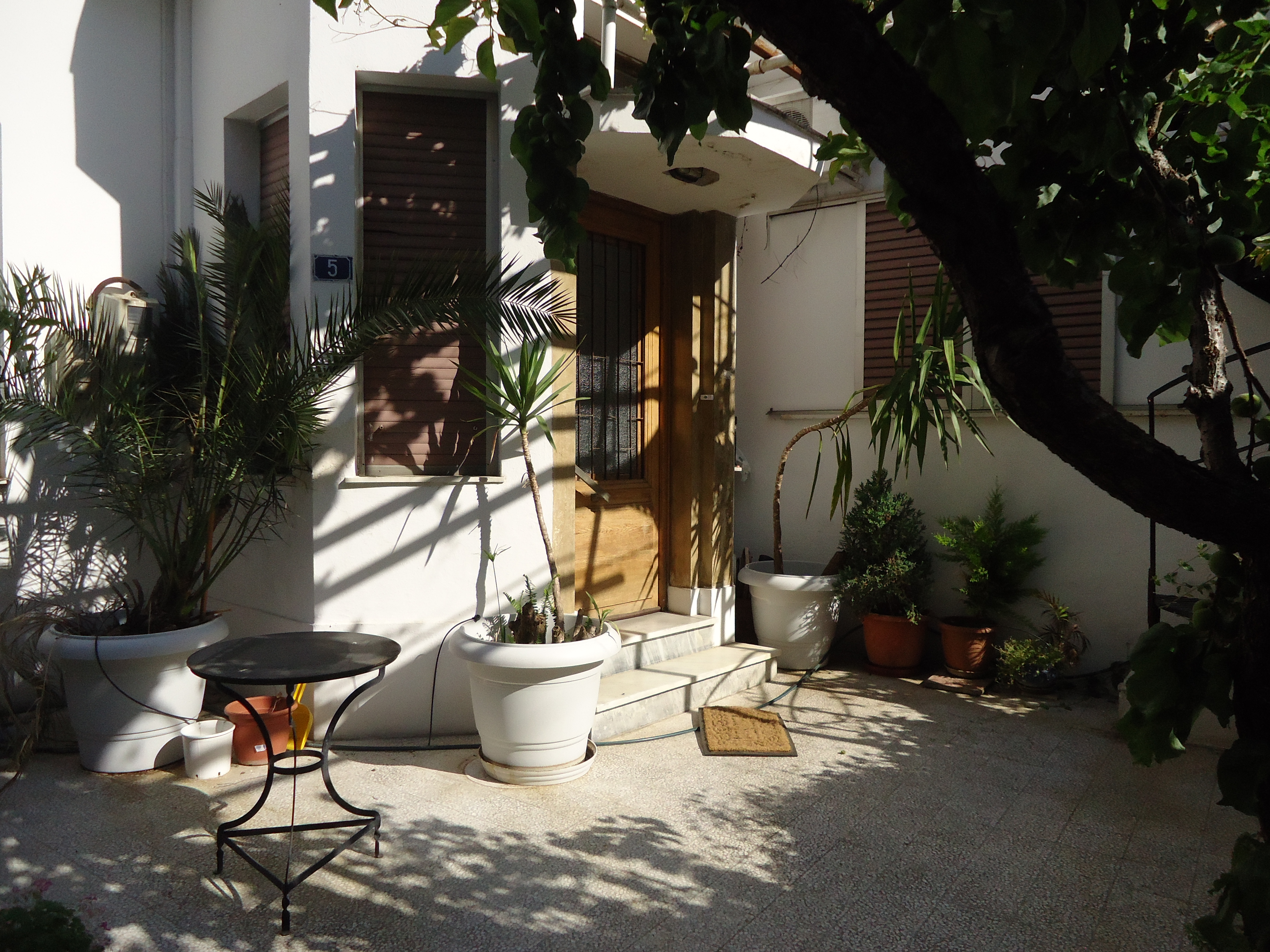 Courtyard and entrance (2015)