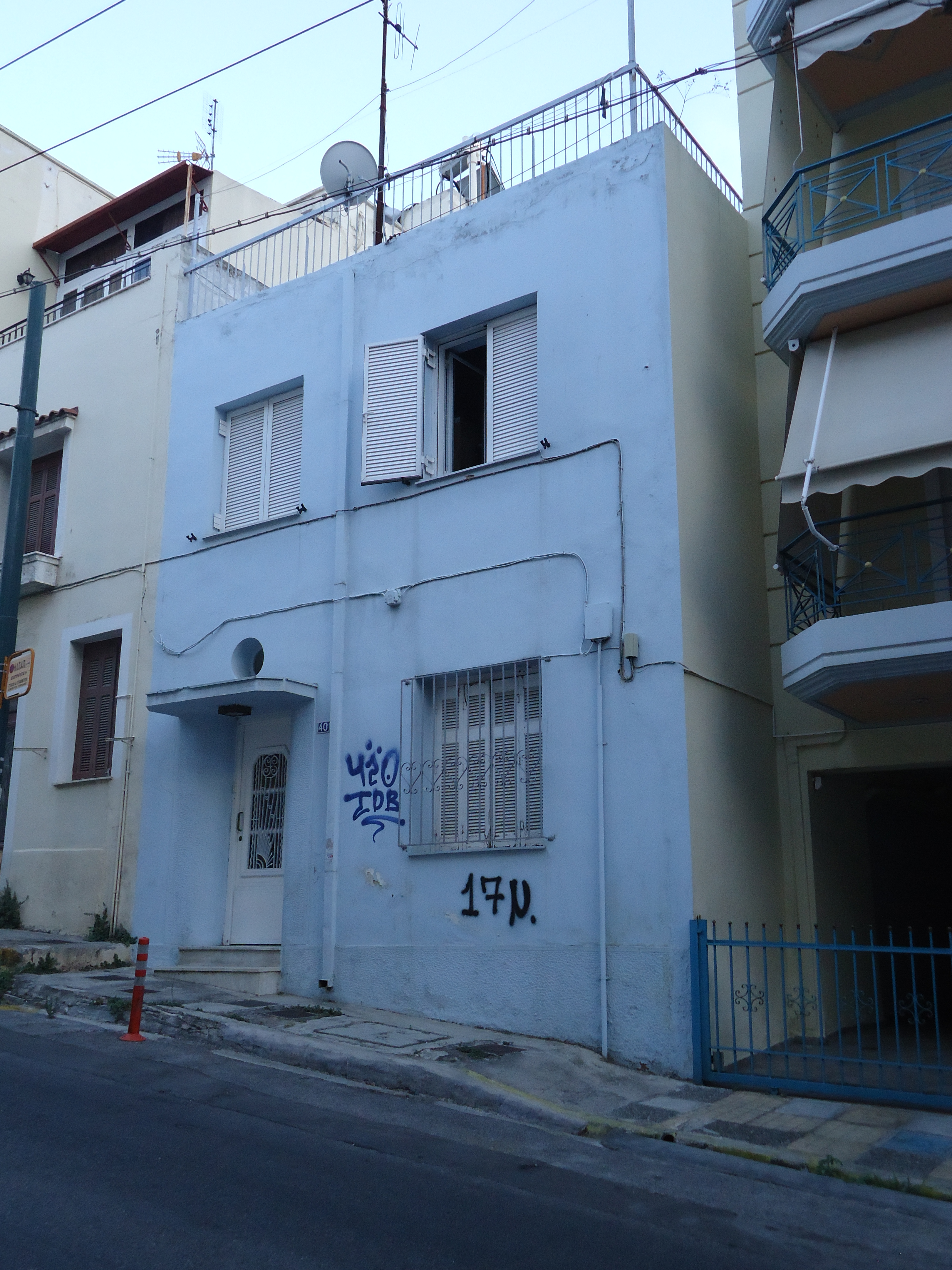Γενική κύριας και πλάγιας όψης