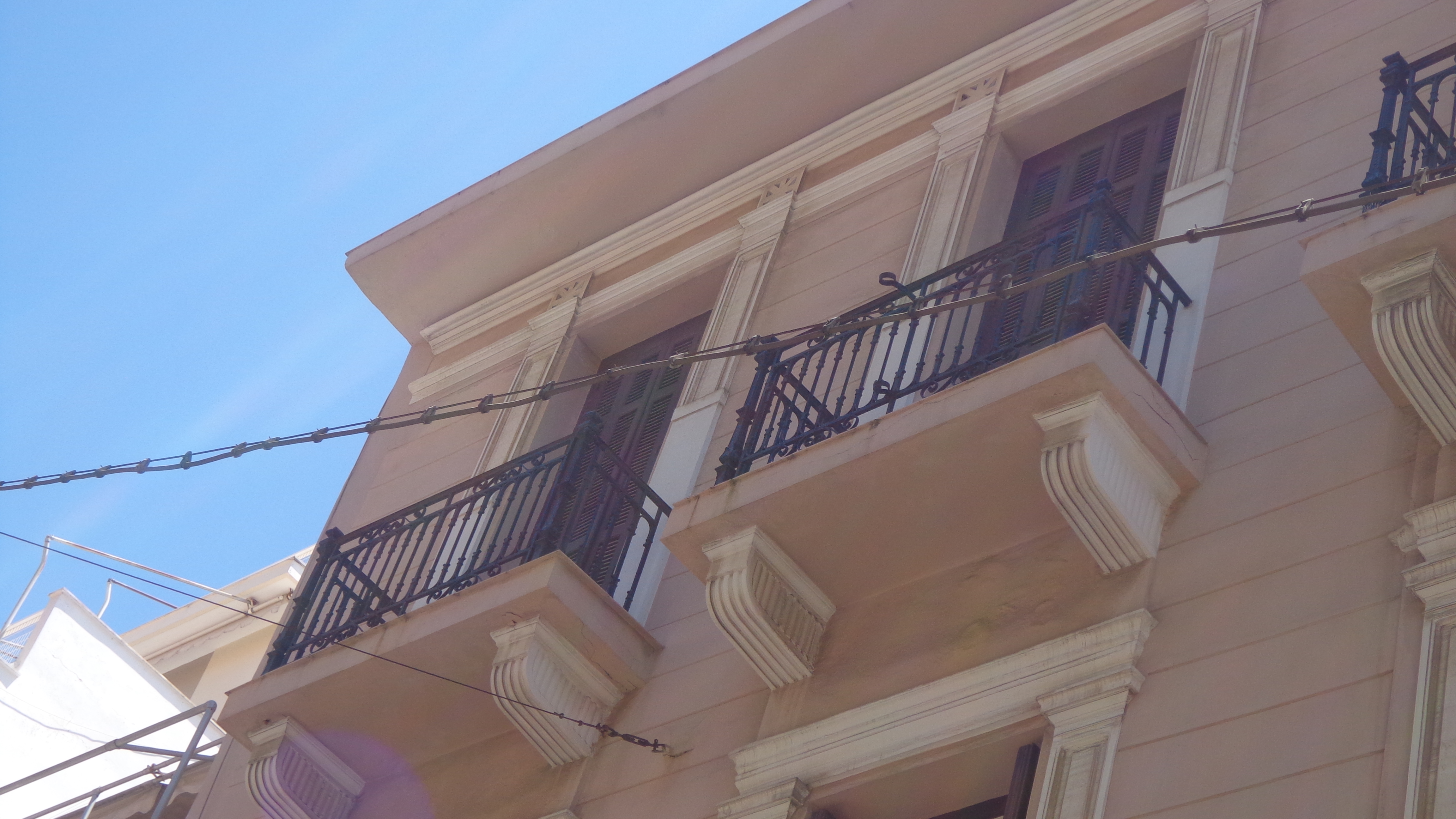 Λεπτομέρεια κύριας όψης